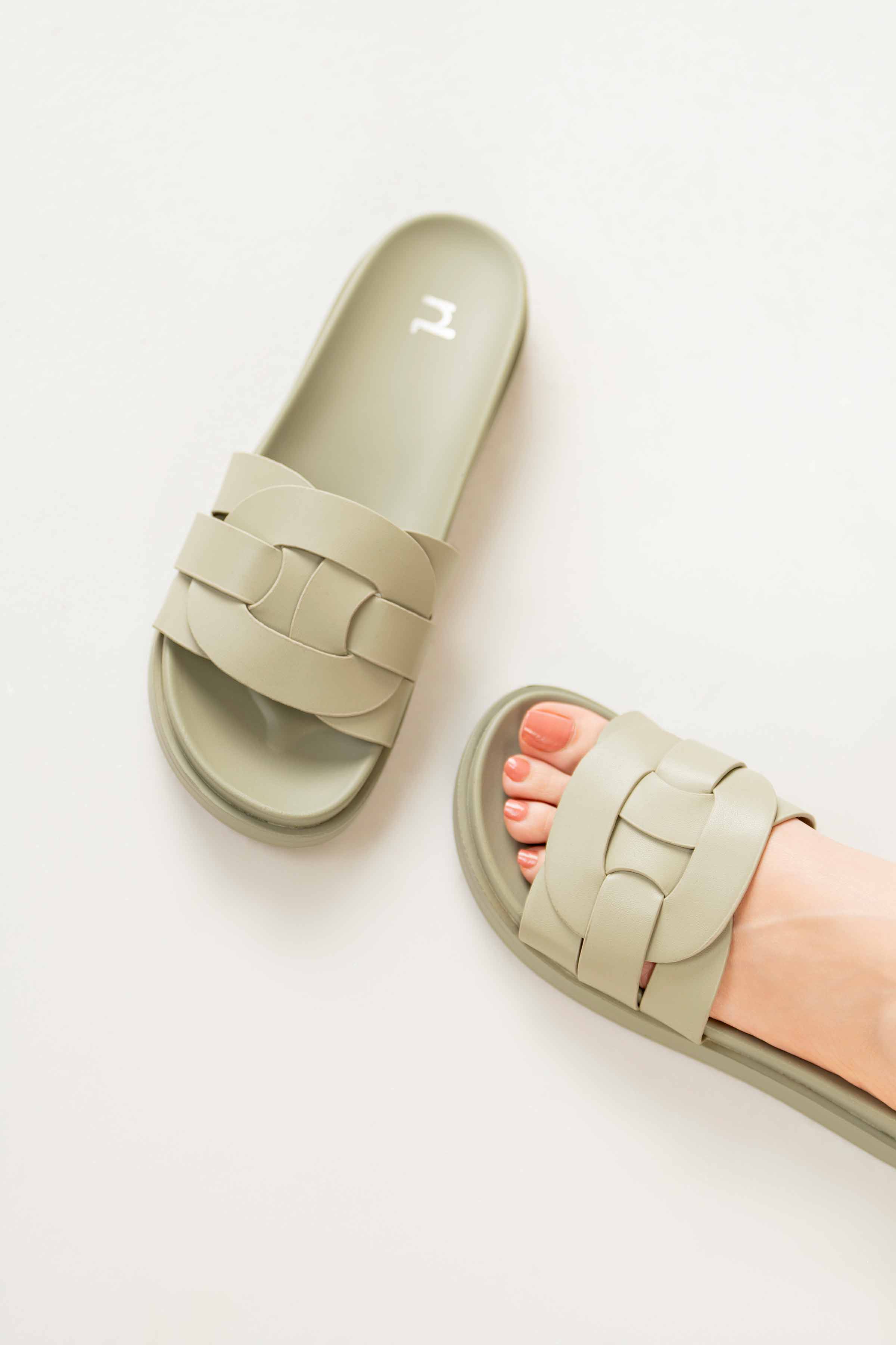 Green Chappal-440532904 for Women - Fashion Collection | Nishat | Shop Online