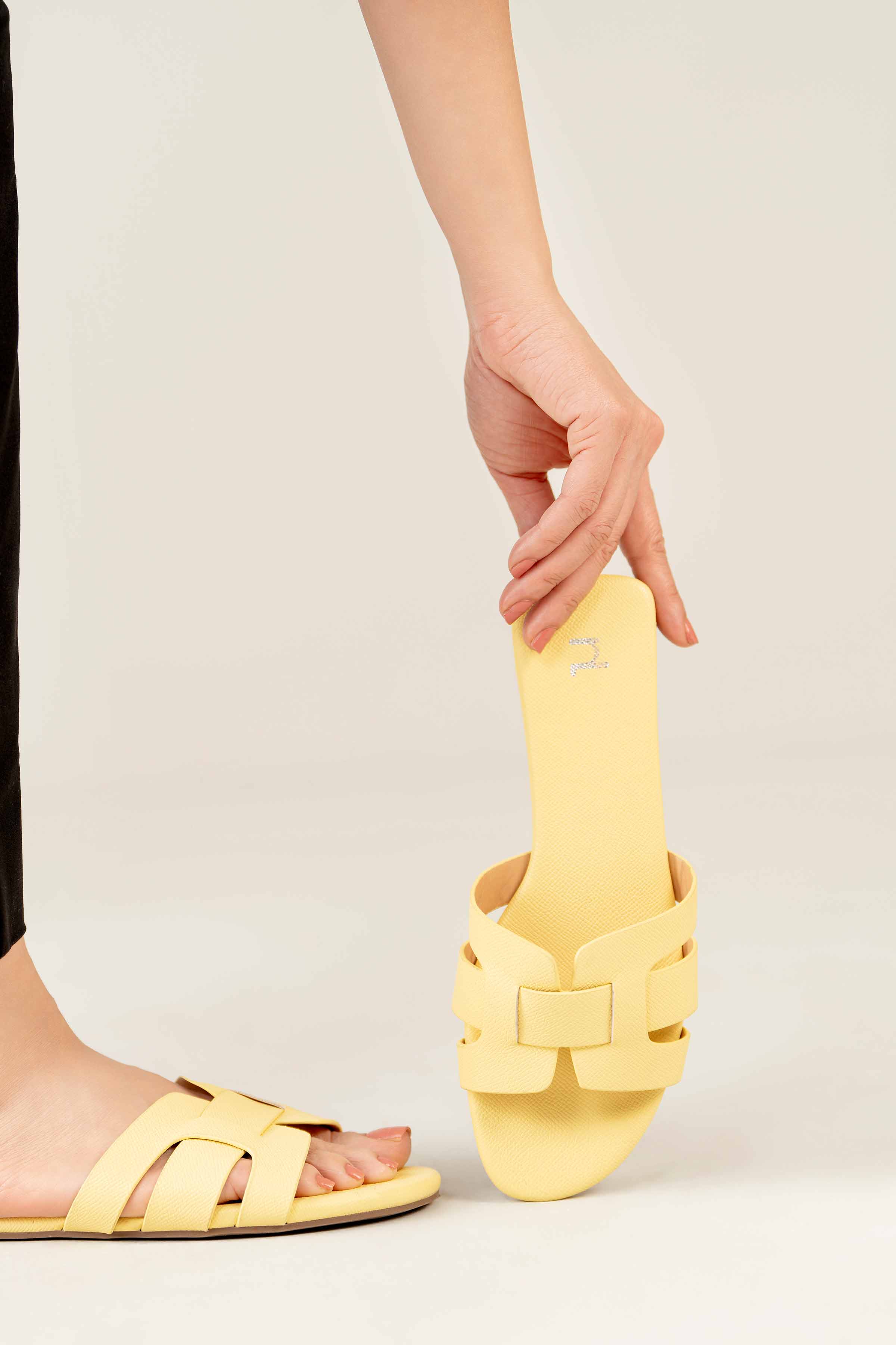 Yellow Chappal-440732902 for Women - Fashion Collection | Nishat | Shop Online