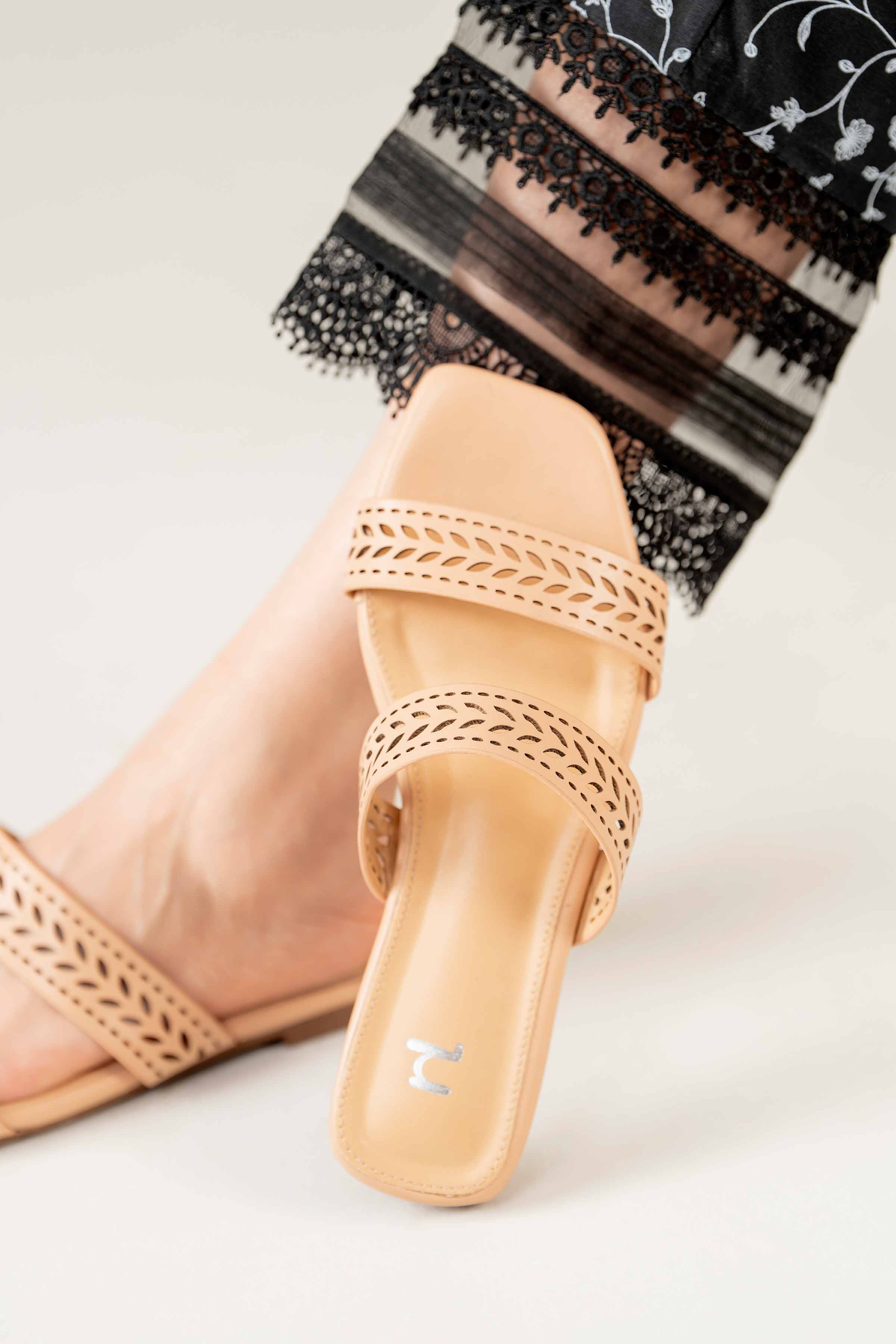 Beige Chappal-440772918 for Women - Fashion Collection | Nishat | Shop Online