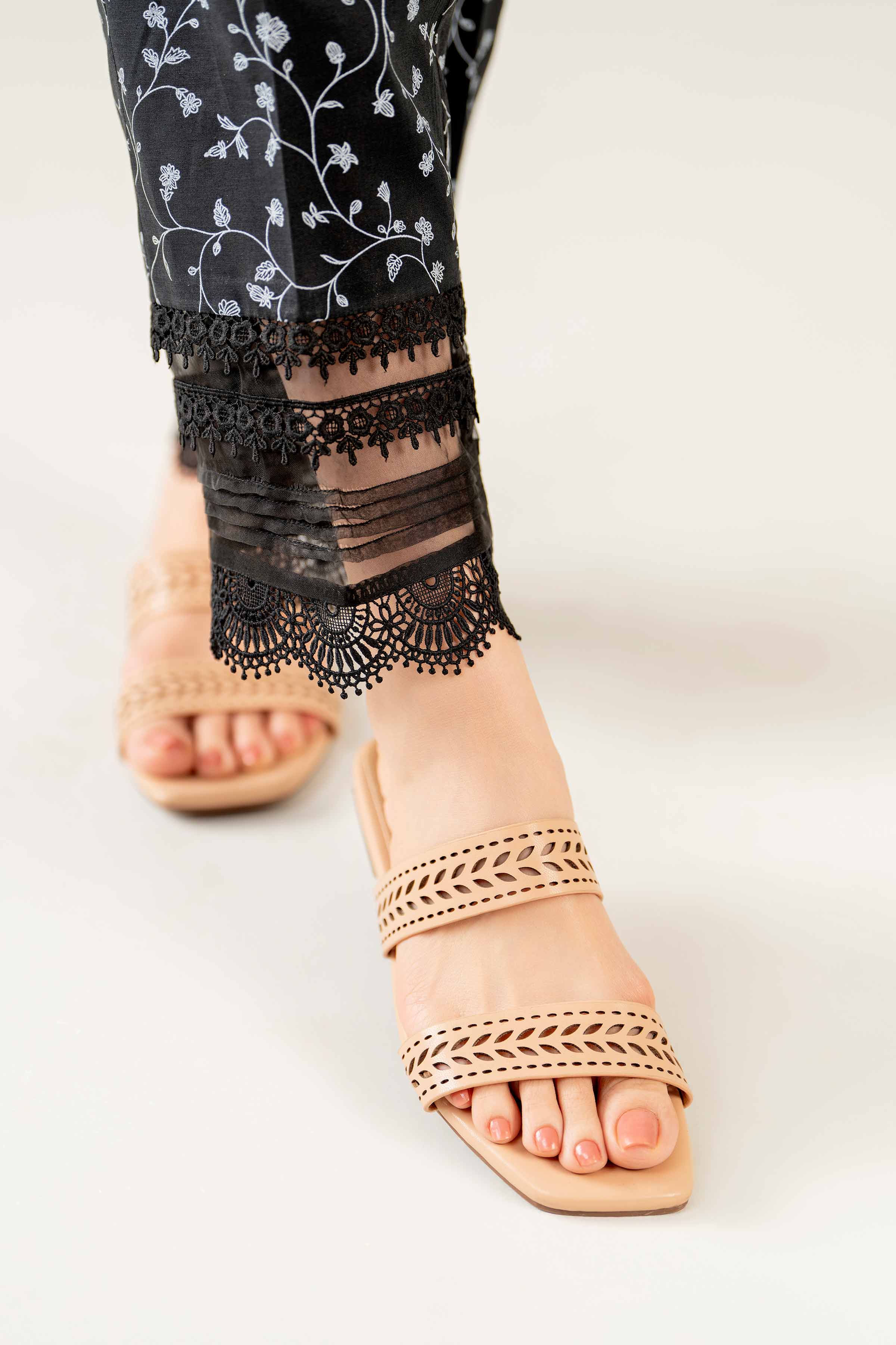 Beige Chappal-440772918 for Women - Fashion Collection | Nishat | Shop Online