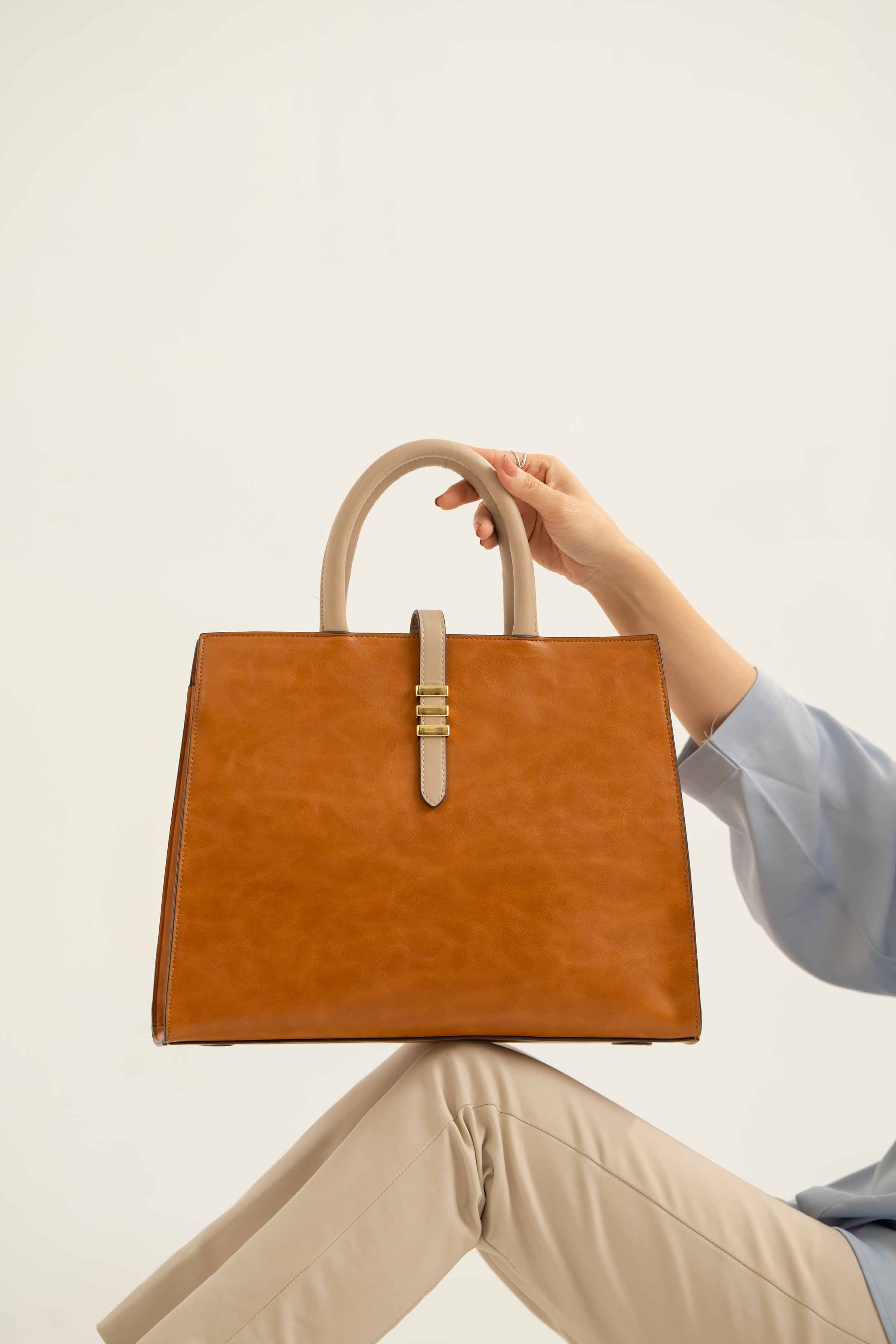 Brown Shoulder Bag-440922113 for Women - Fashion Collection | Nishat | Shop Online