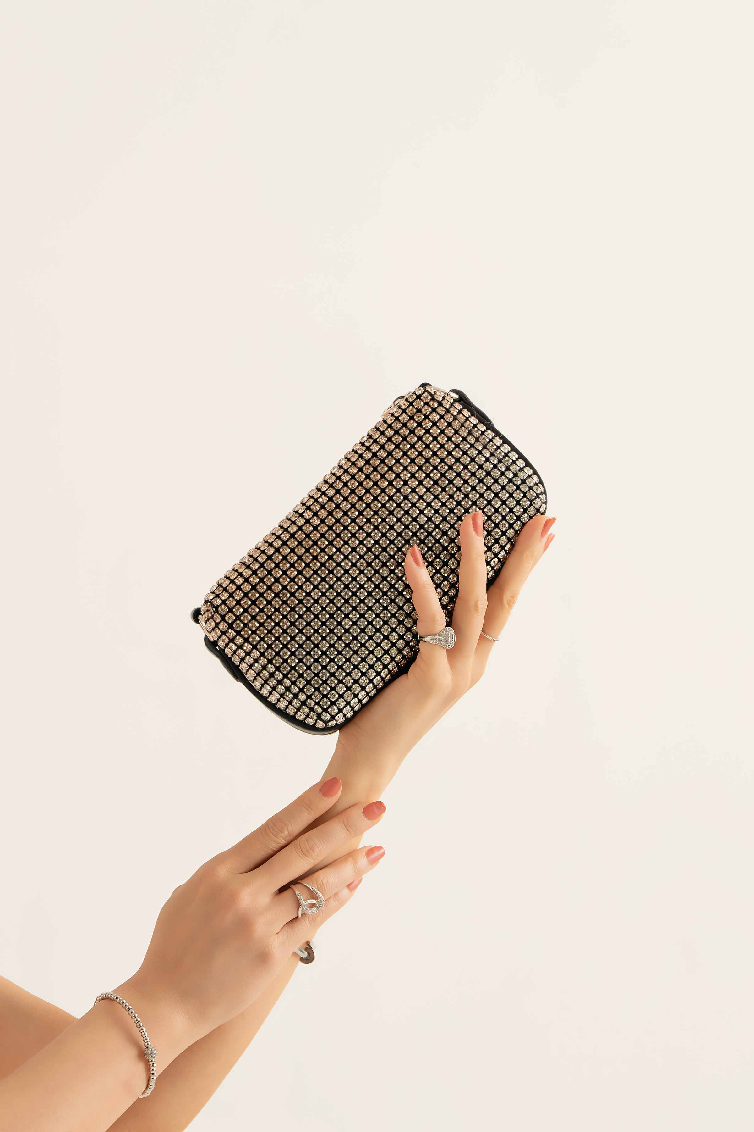 Pink Clutch-441112105 for Women - Fashion Collection | Nishat | Shop Online