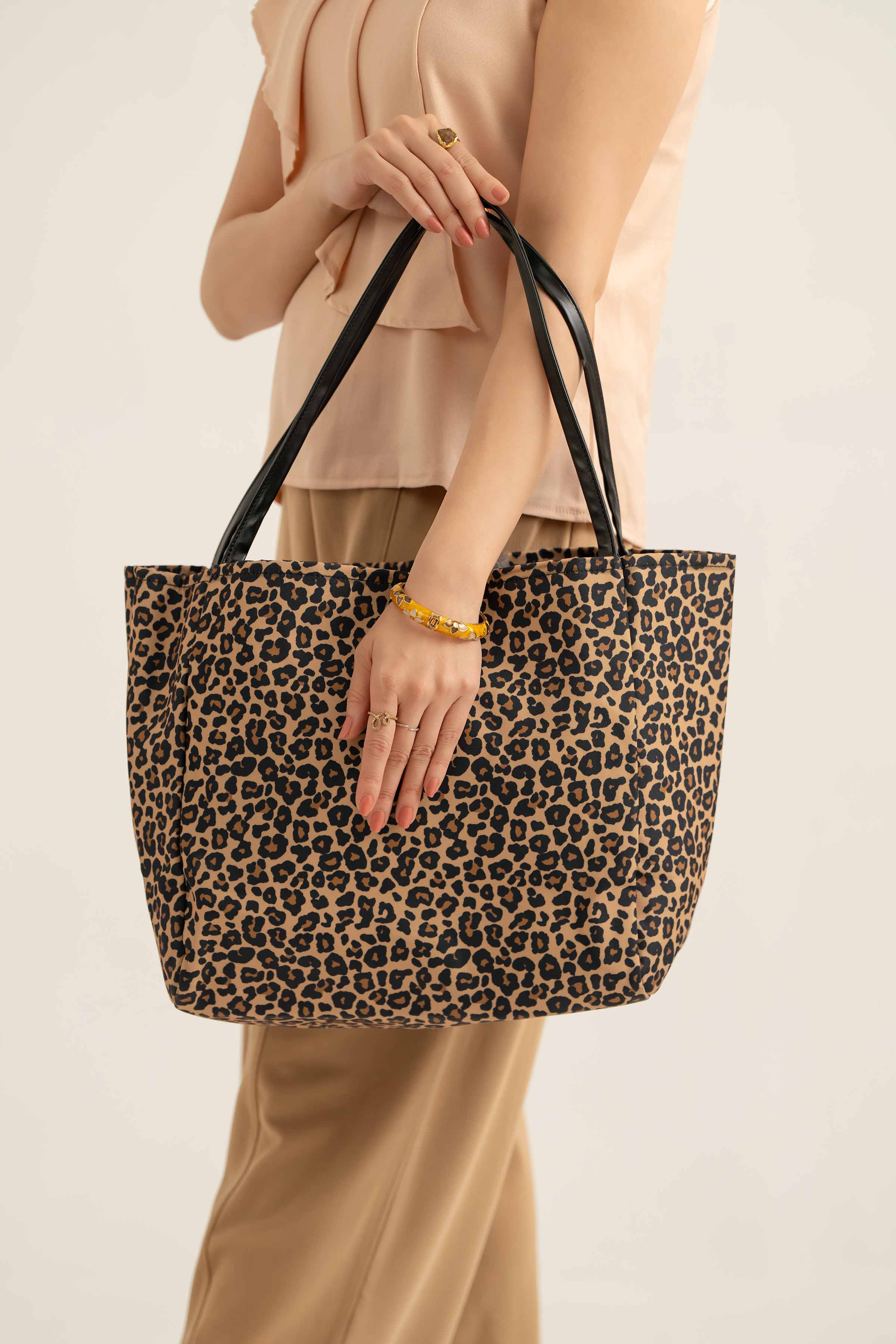 Brown Hand Bag-441232113 for Women - Fashion Collection | Nishat | Shop Online