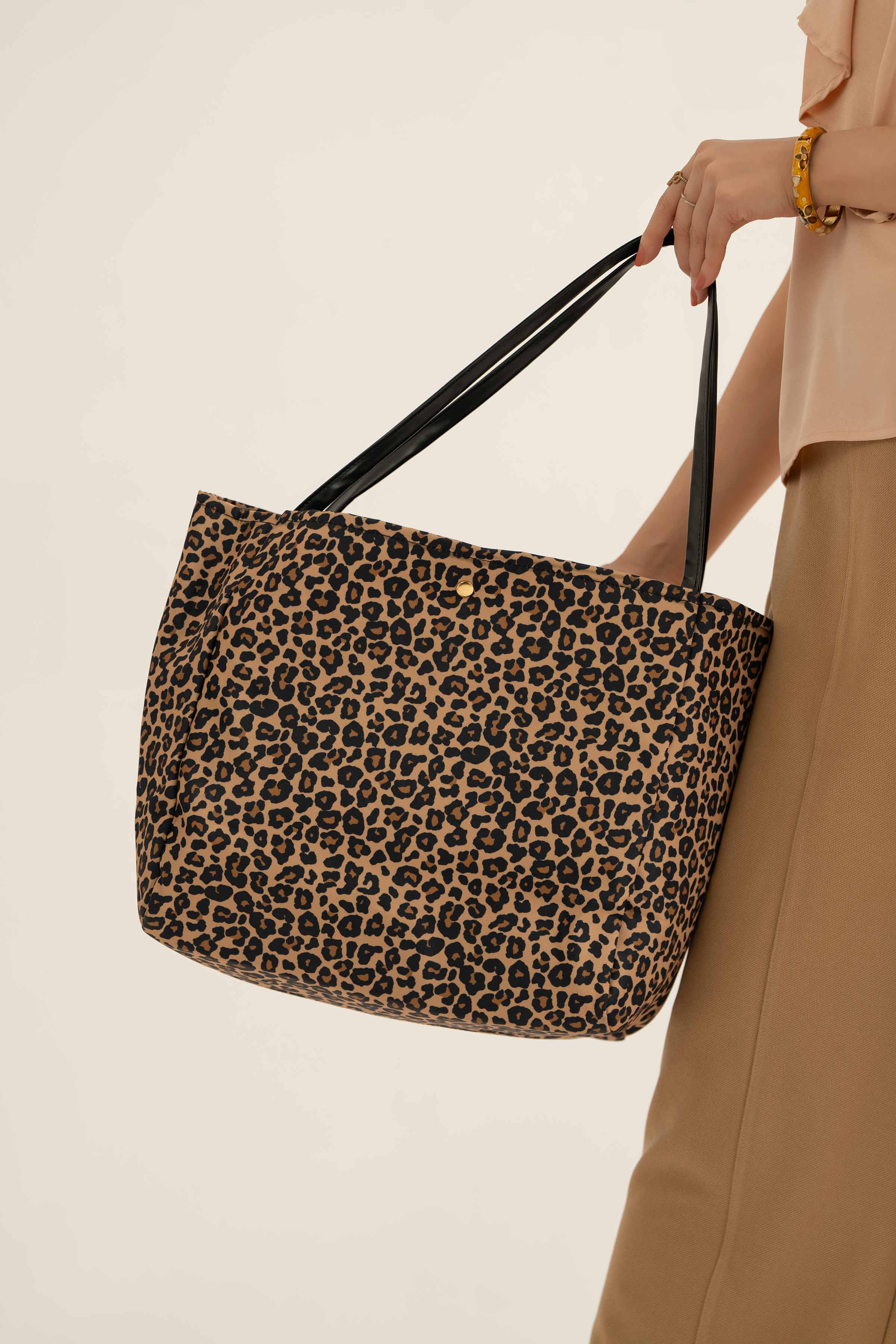 Brown Hand Bag-441232113 for Women - Fashion Collection | Nishat | Shop Online