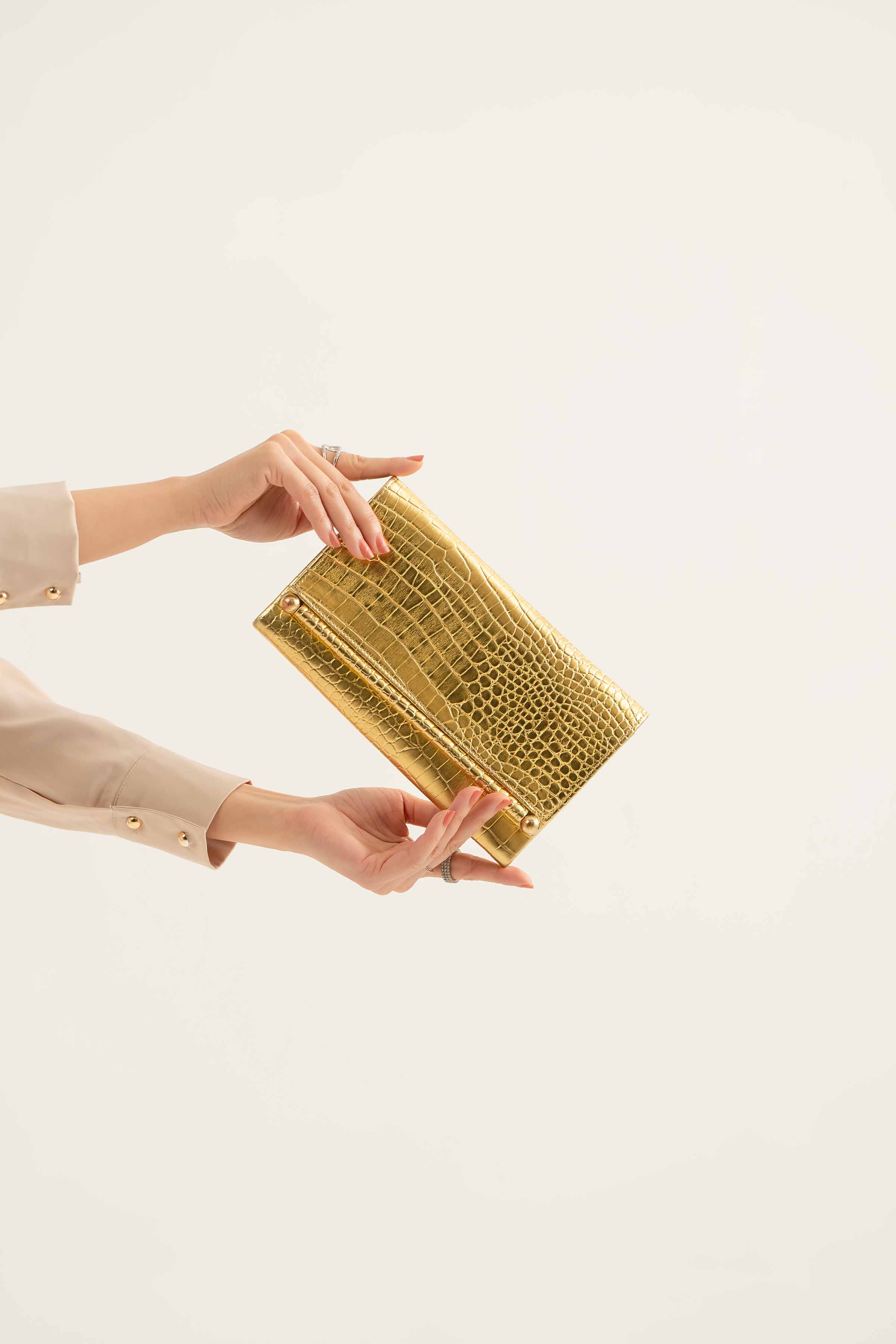 Gold Clutch-441282119 for Women - Fashion Collection | Nishat | Shop Online