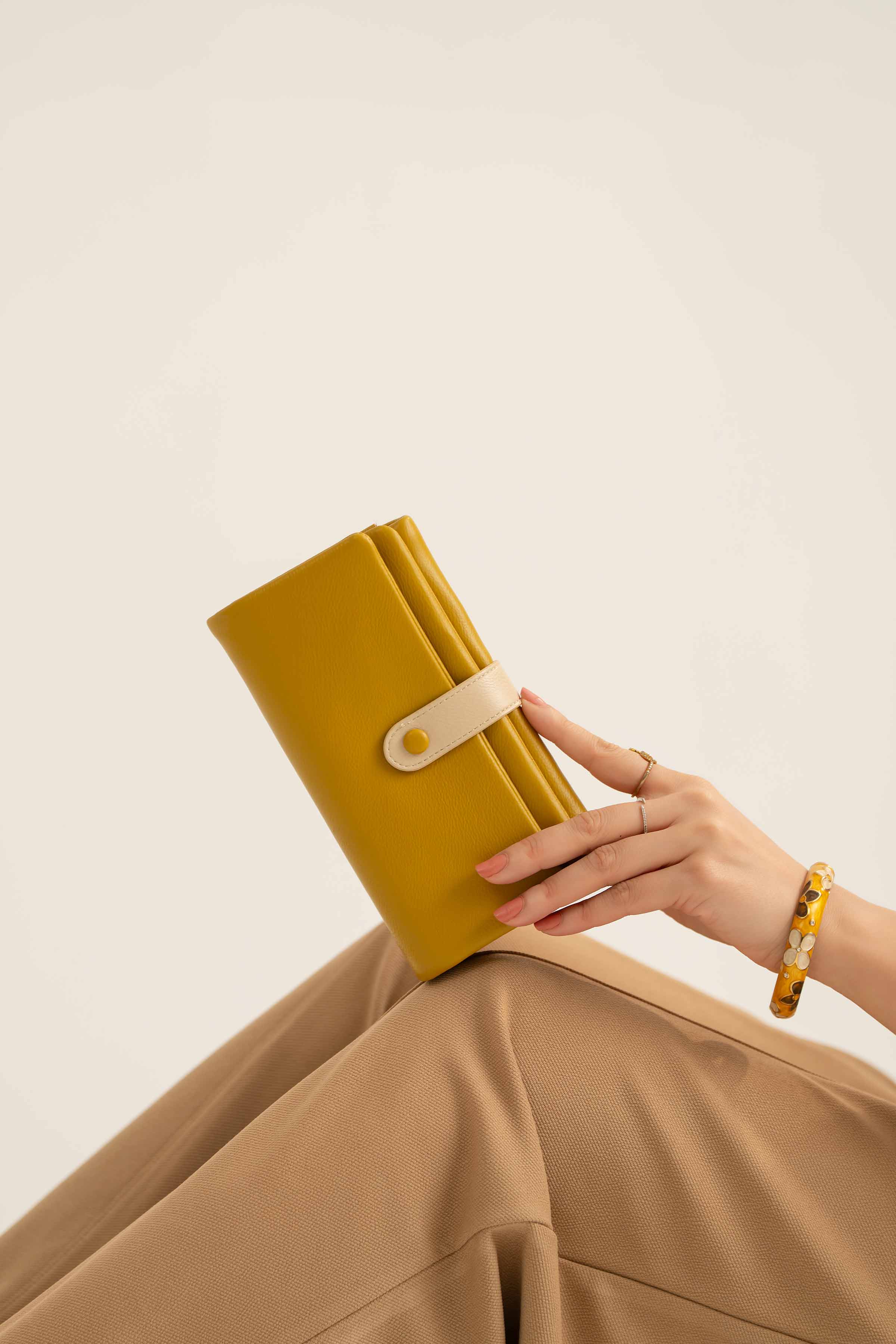 Yellow Wallet-441332102 for Women - Fashion Collection | Nishat | Shop Online