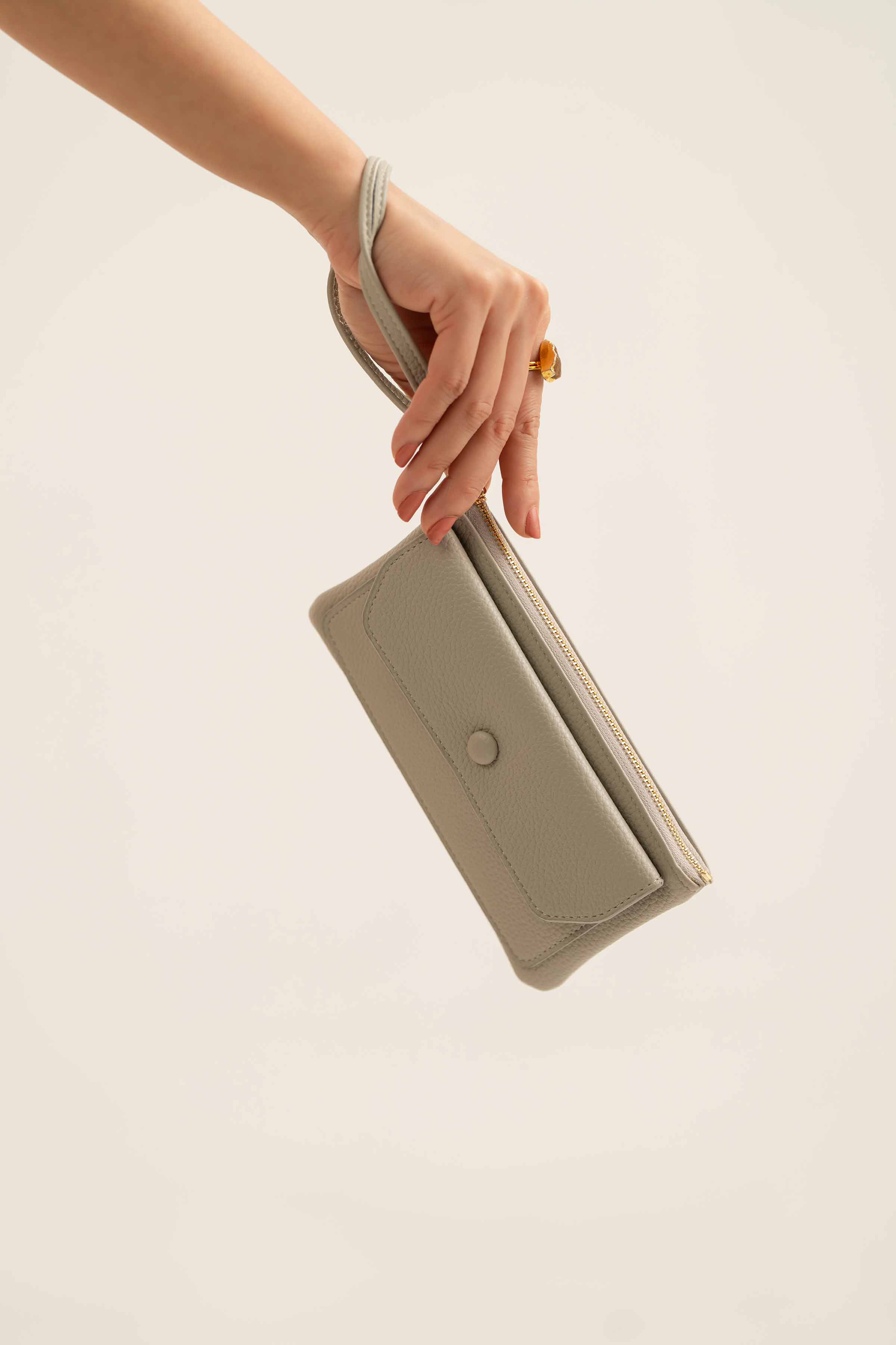 Grey Wallet-441392111 for Women - Fashion Collection | Nishat | Shop Online