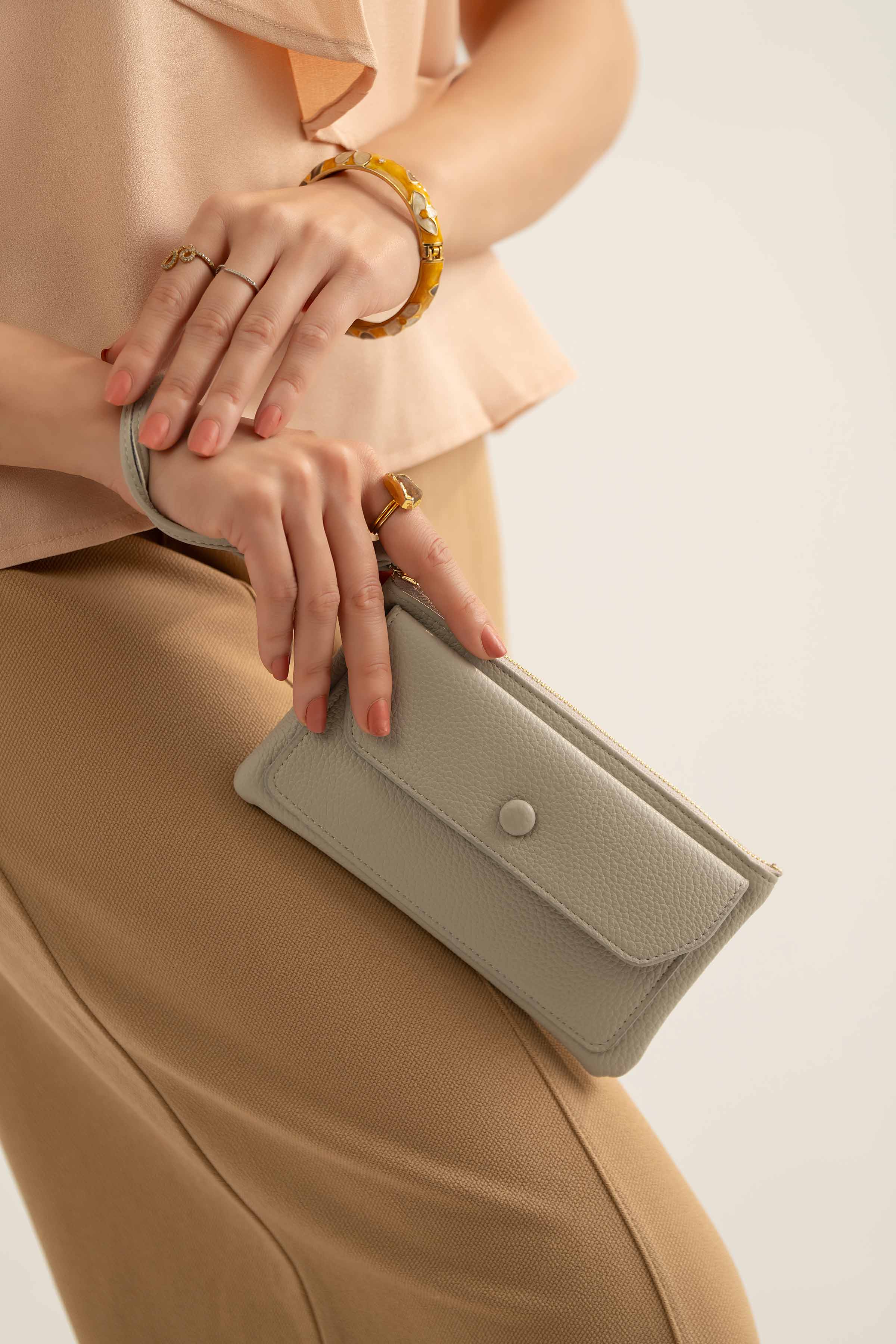 Grey Wallet-441392111 for Women - Fashion Collection | Nishat | Shop Online