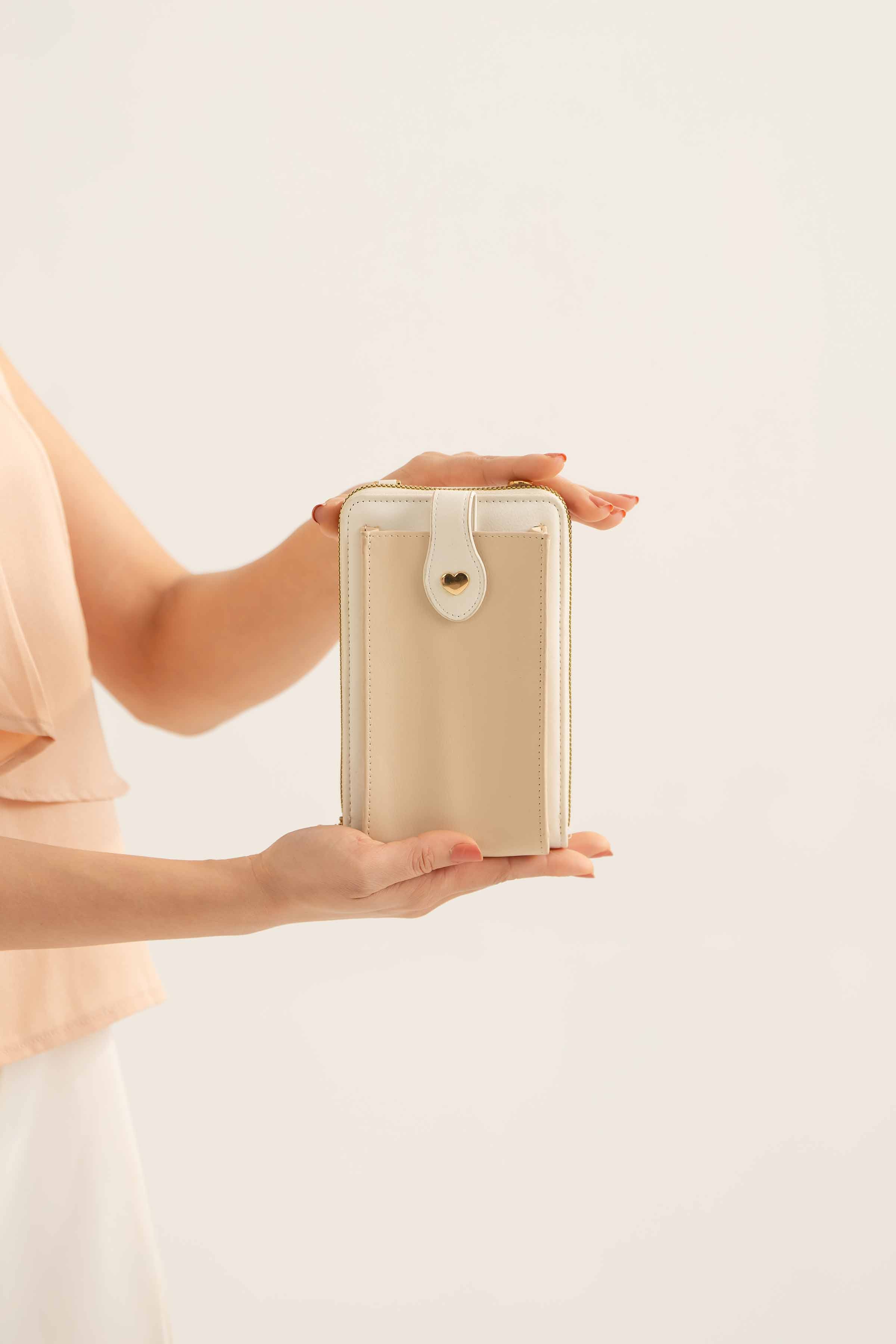 White Phone Bag-441422112 for Women - Fashion Collection | Nishat | Shop Online