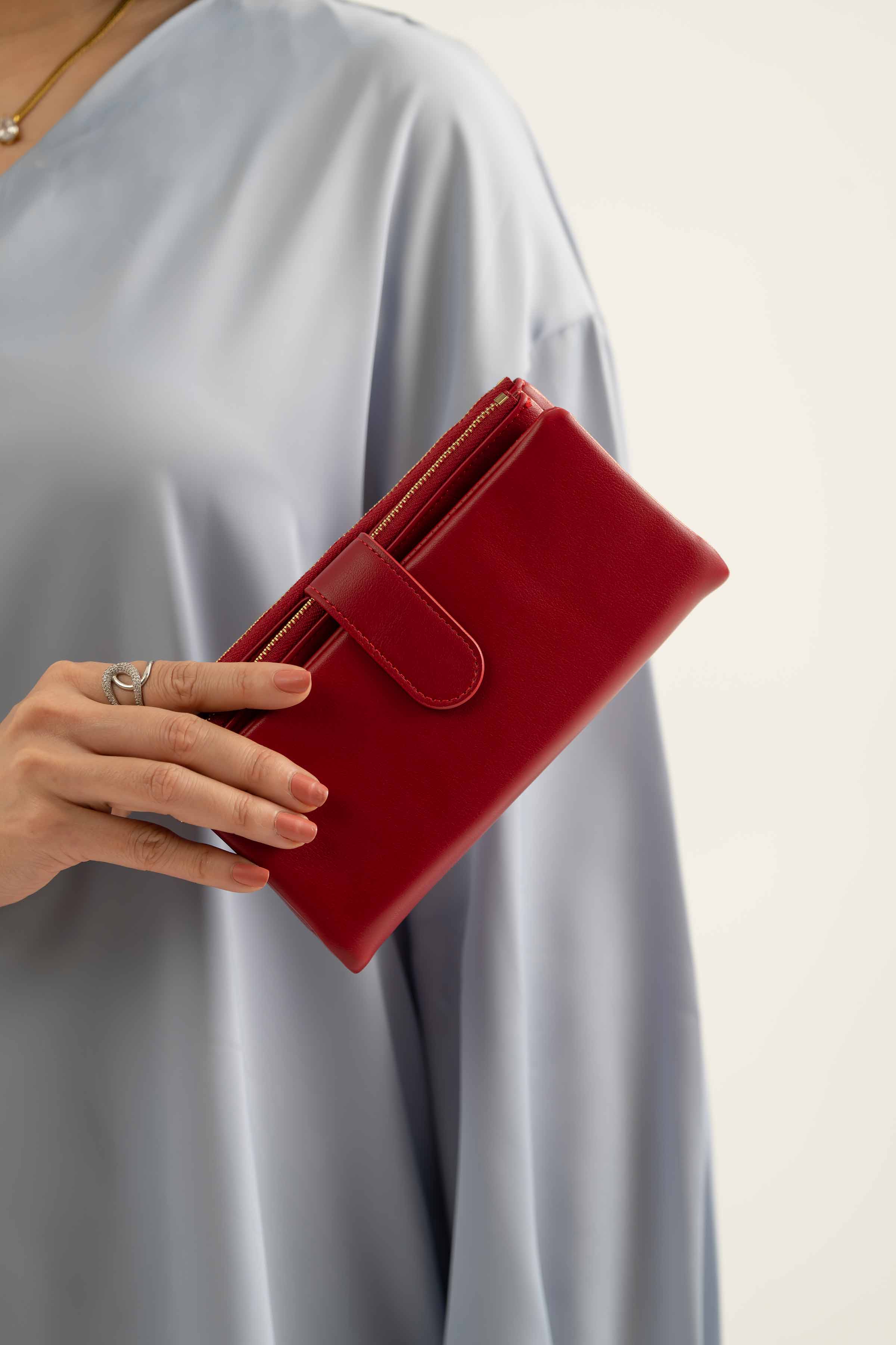 Red Wallet-441452101 for Women - Fashion Collection | Nishat | Shop Online