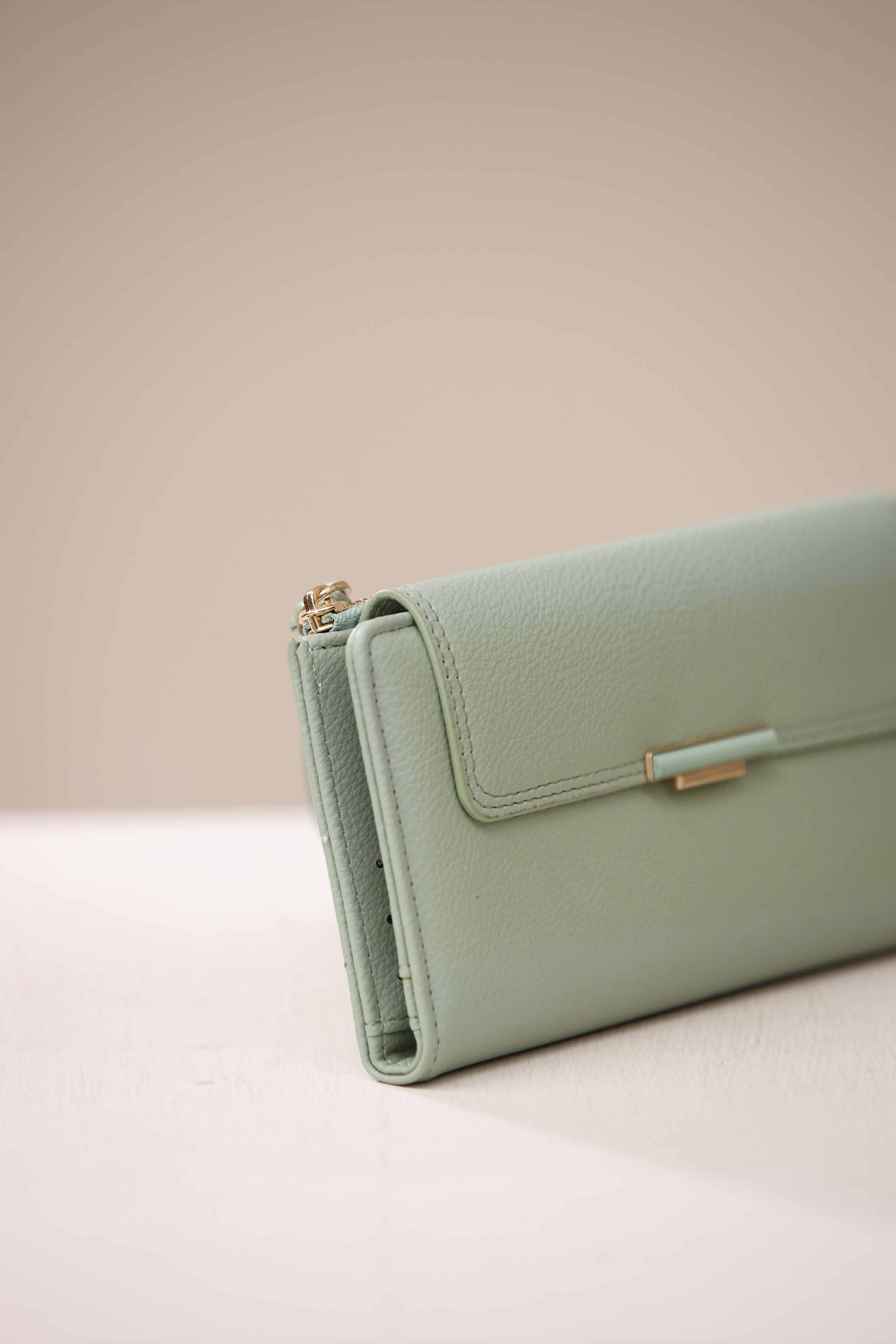 Green Wallet-441502104 for Women - Bag Collection | Nishat | Shop Online