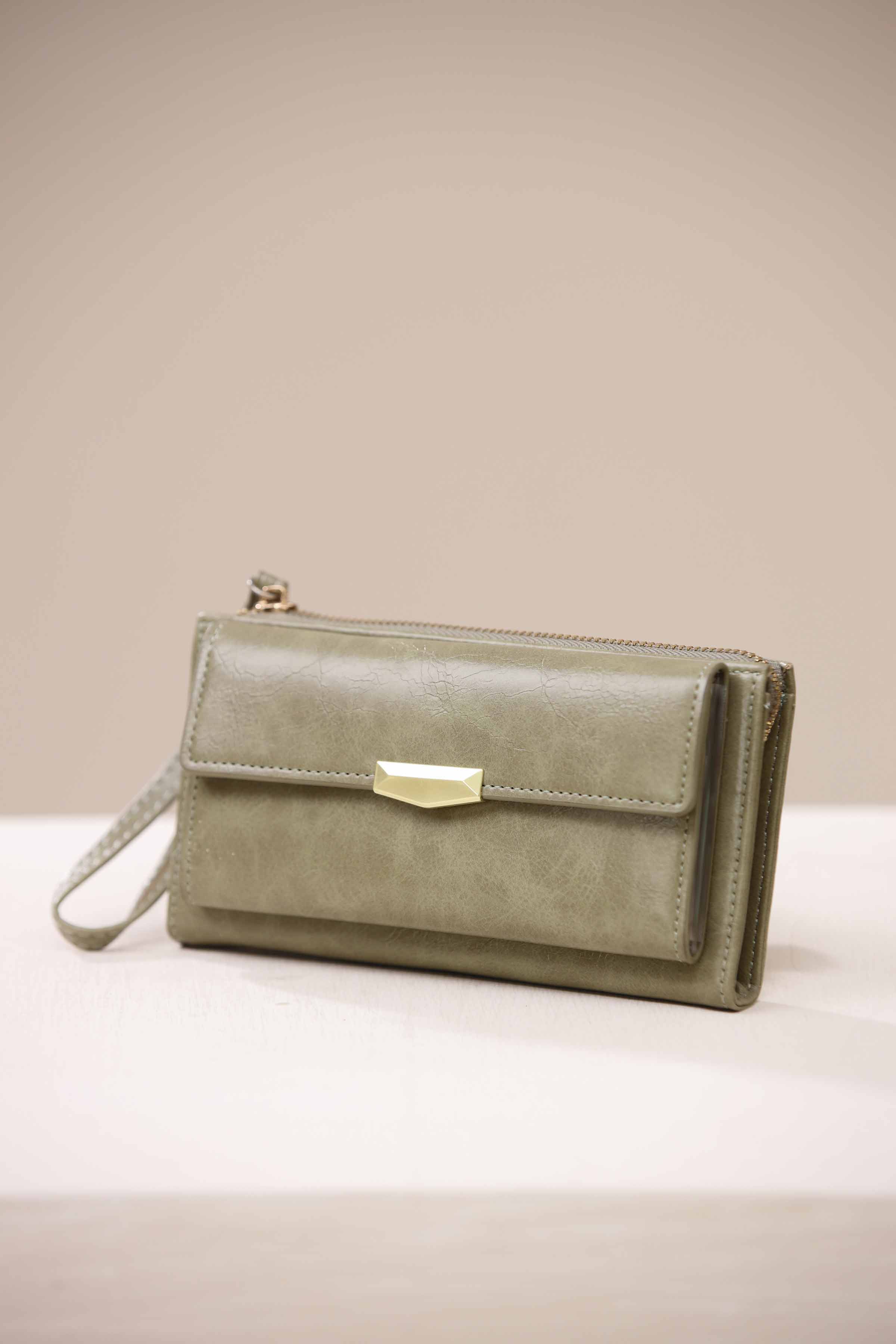 Green Wallet-441512104 for Women - Bag Collection | Nishat | Shop Online