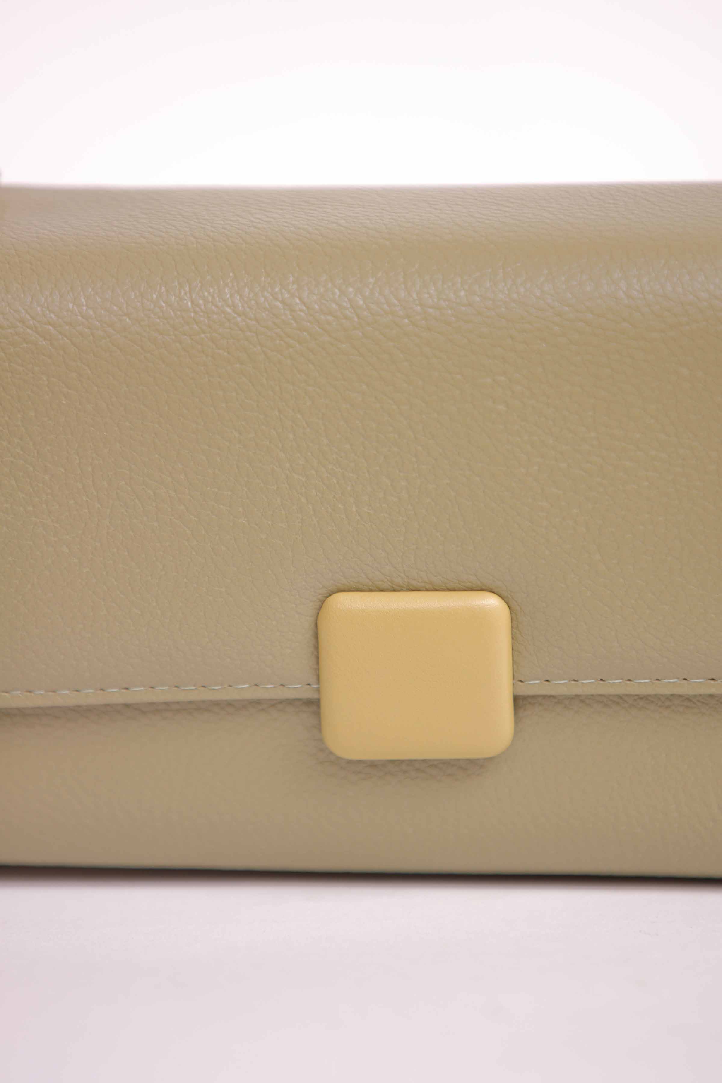 Green Wallet-441542104 for Women - Fashion Collection | Nishat | Shop Online