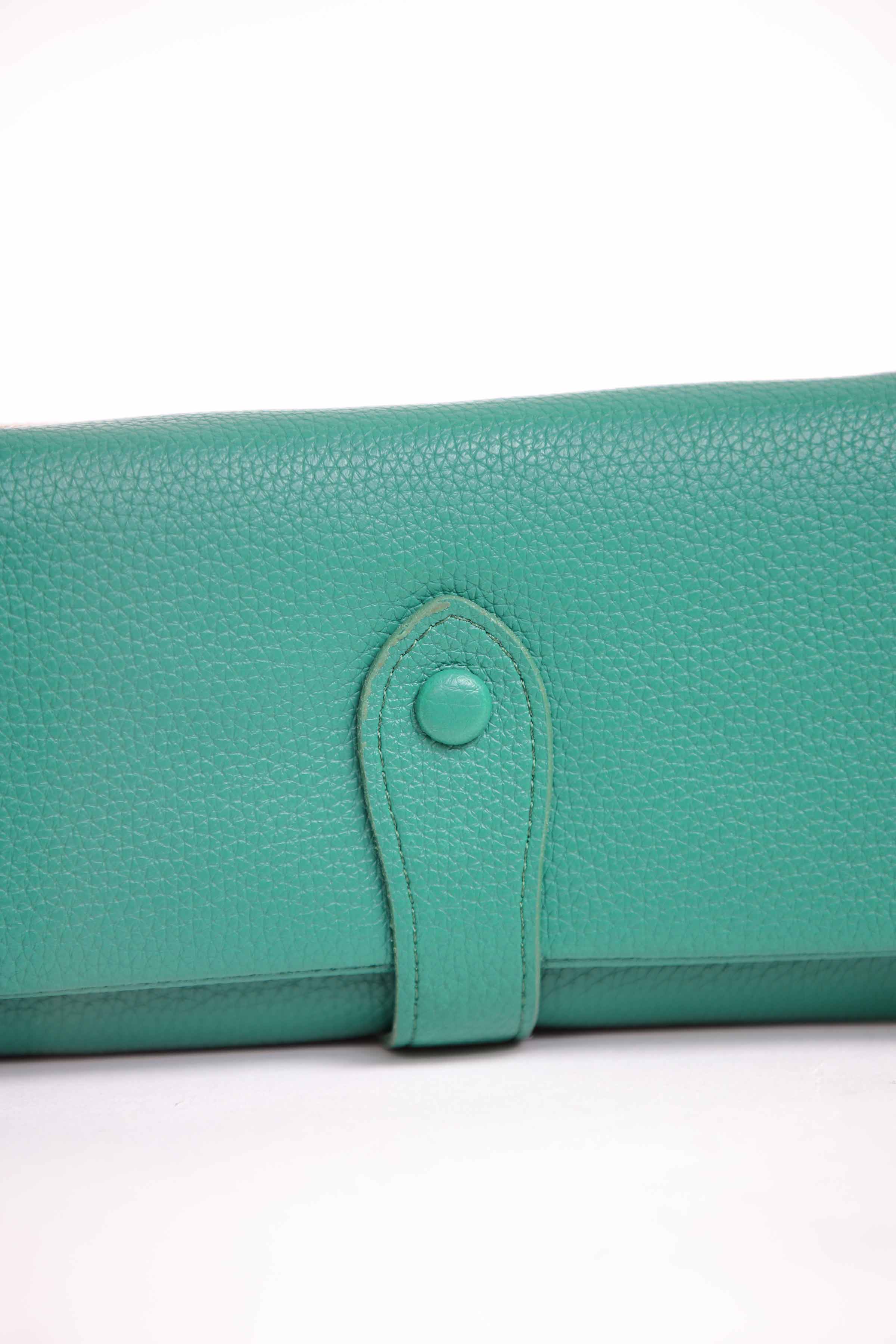 Green Wallet-441552104 for Women - Fashion Collection | Nishat | Shop Online