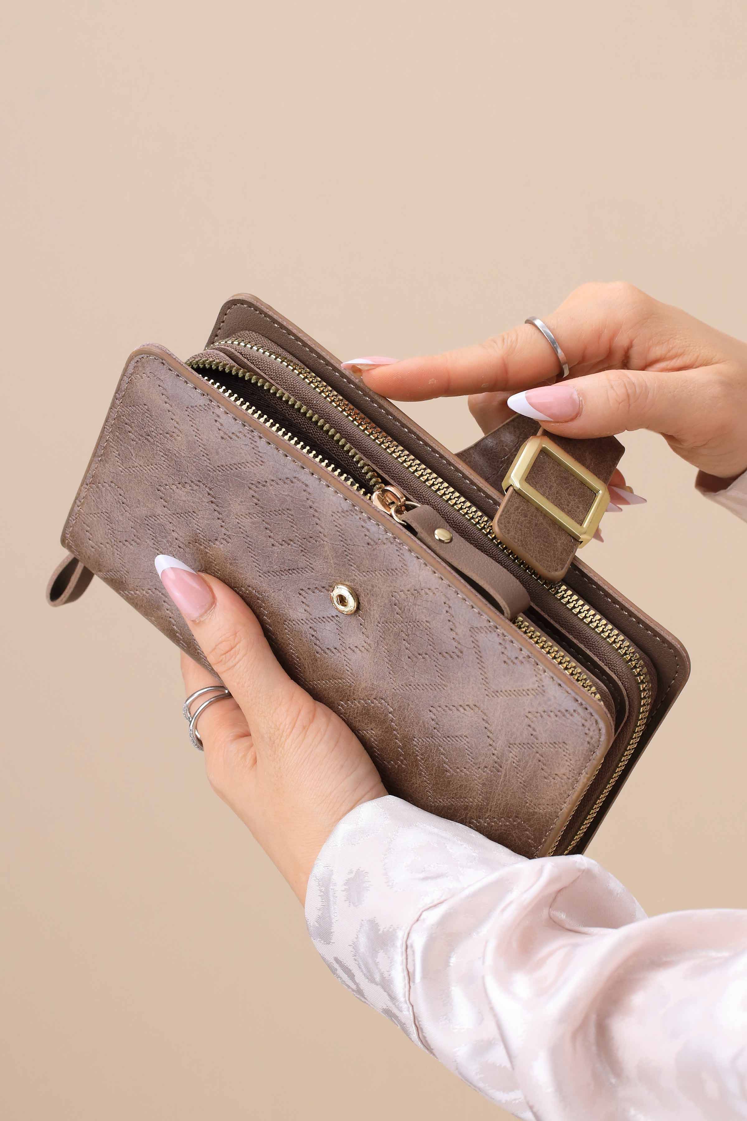 Camel Wallet-441562129-for Women - Bag Winter Collection | Nishat | Shop Online