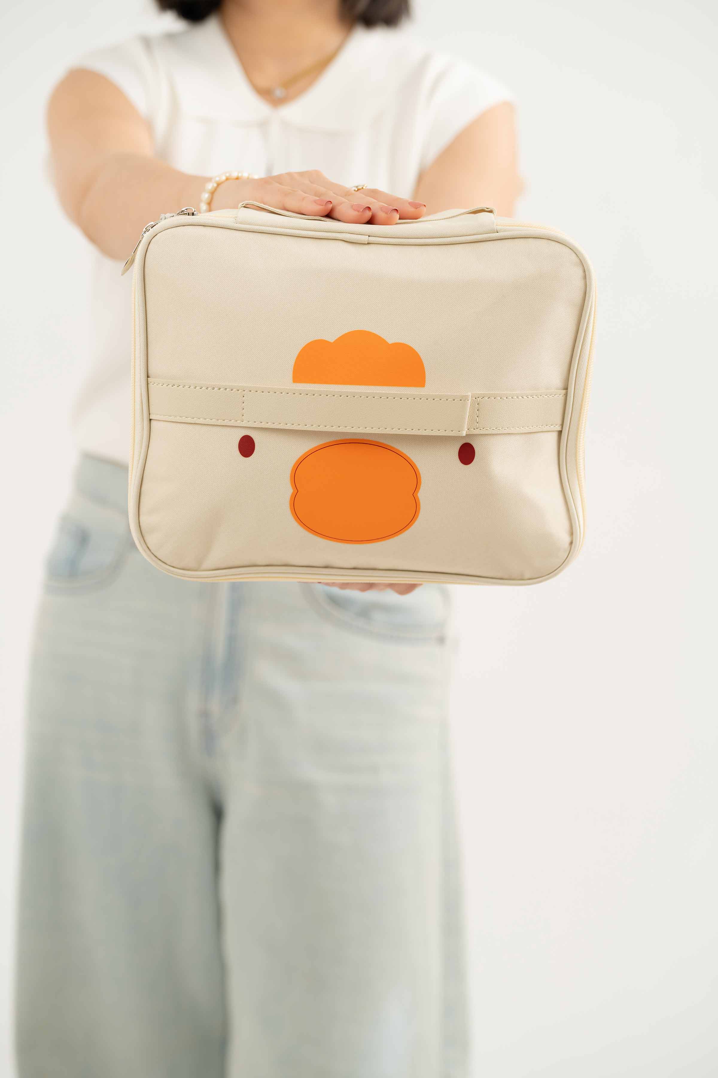 Off White Vanity Bag-441902107 for Women - Fashion Collection | Nishat | Shop Online