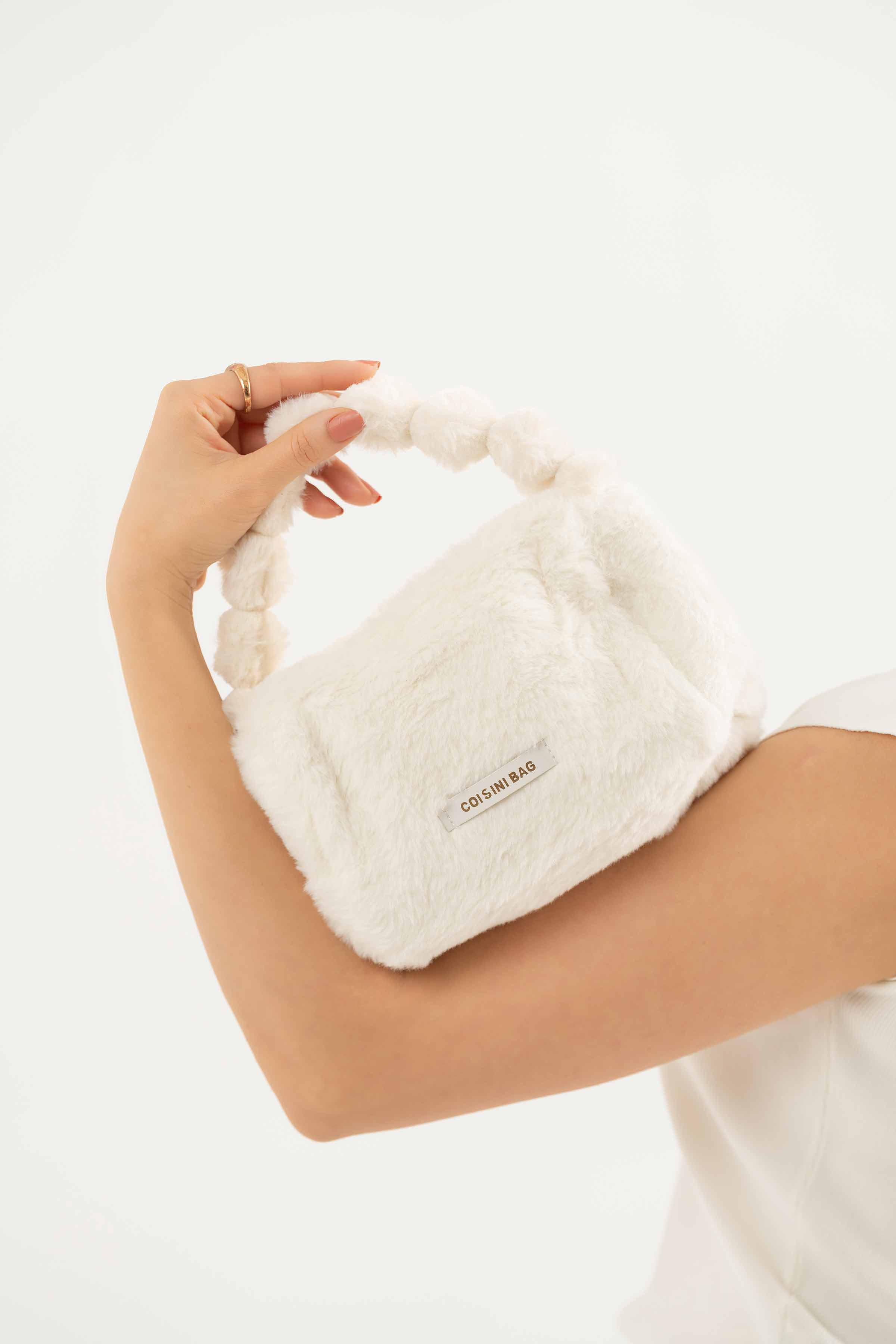 Off White Vanity Bag-441922107 for Women - Fashion Collection | Nishat | Shop Online