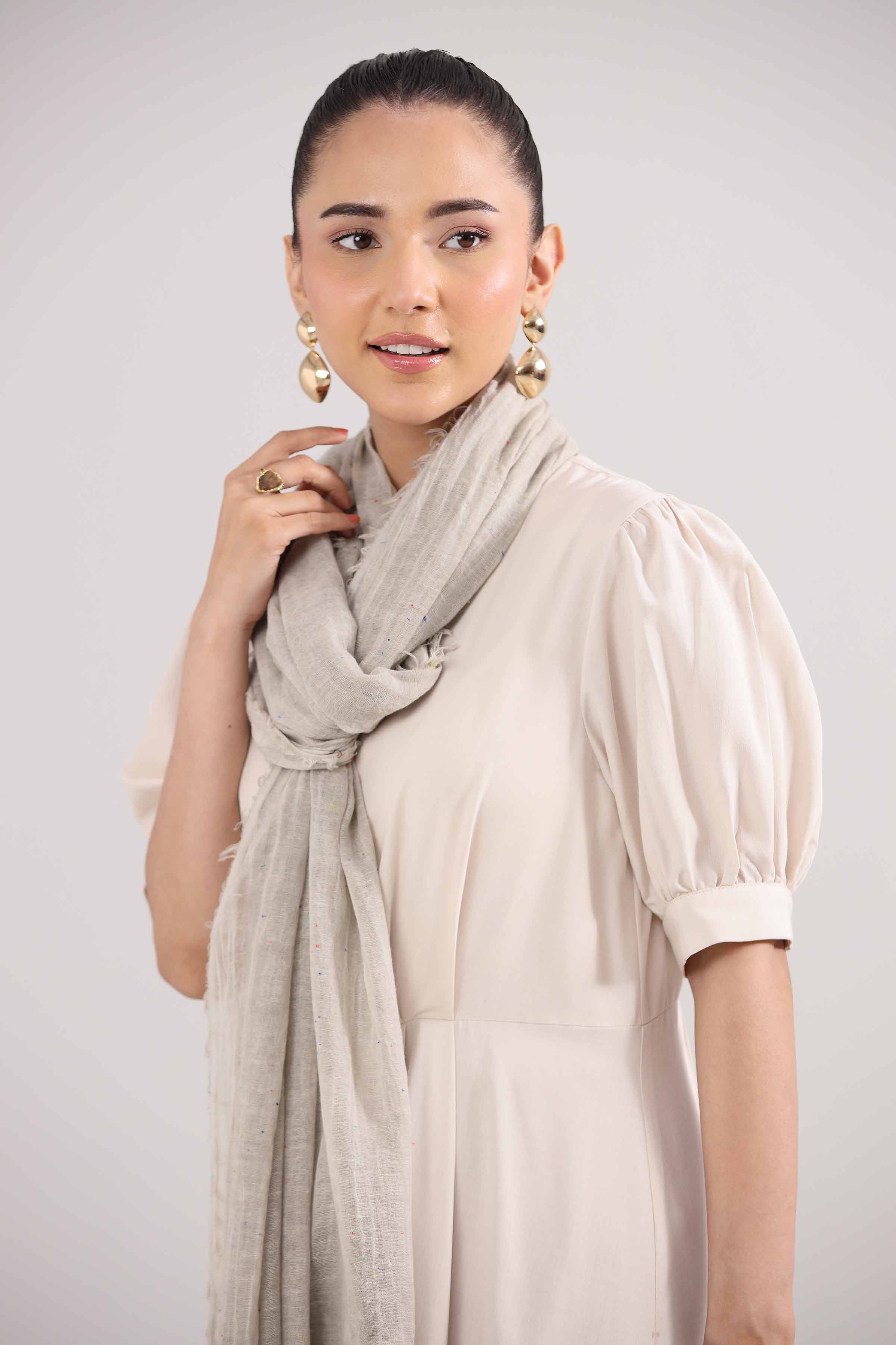 Grey Women Scarf-442412111 for Women – Scarf Collection | Nishat | Shop Online