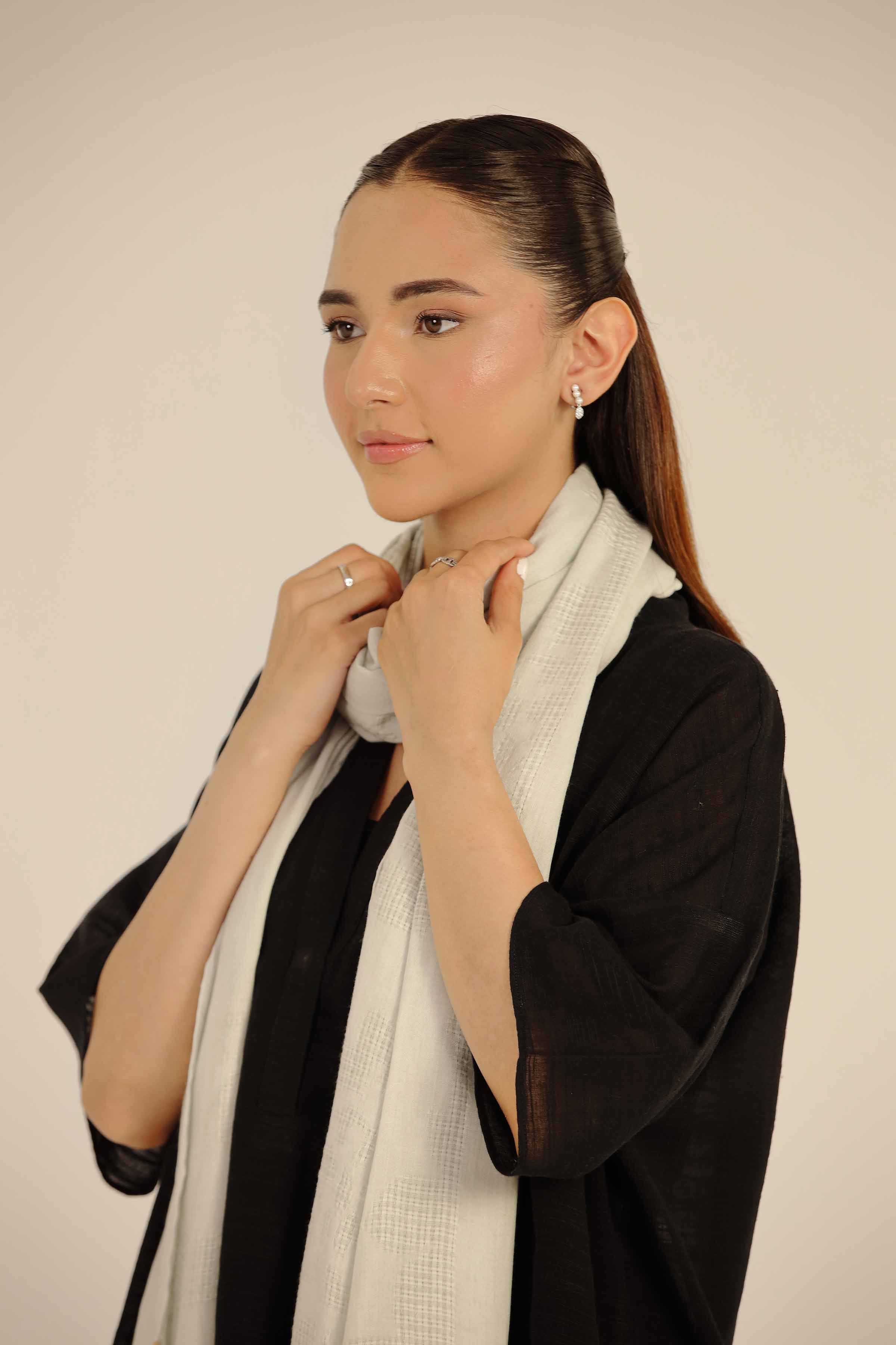Grey Women Scarf-442692111 for Women - Fashion Collection | Nishat | Shop Online