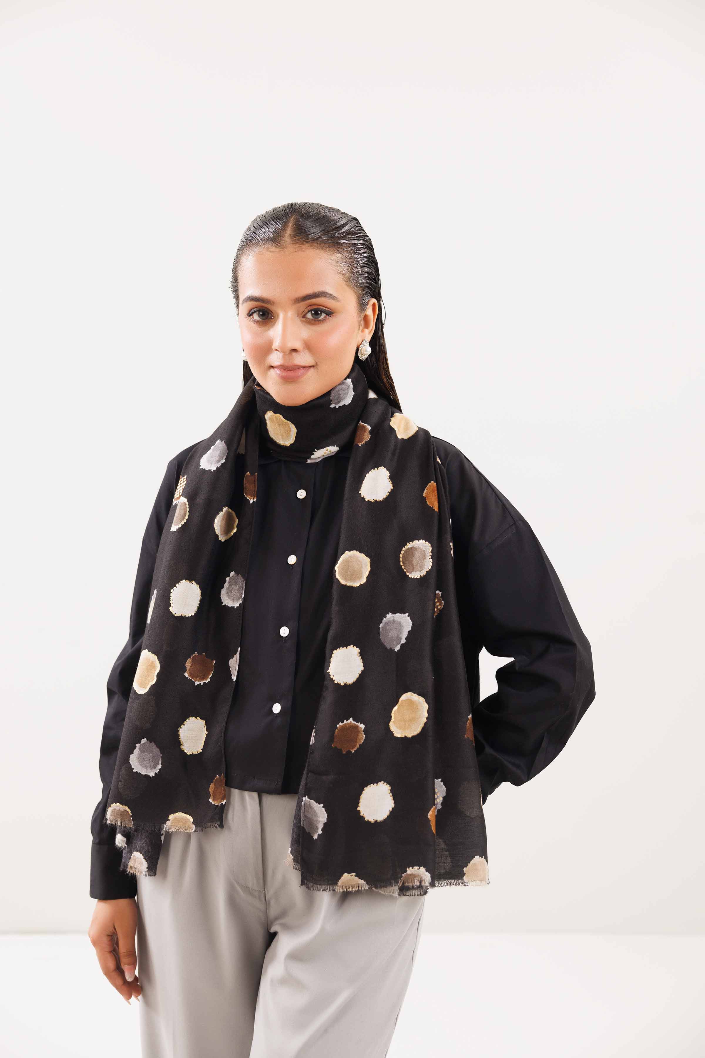 Black Women Scarf-442742103 for Women – Scarf Collection | Nishat | Shop Online