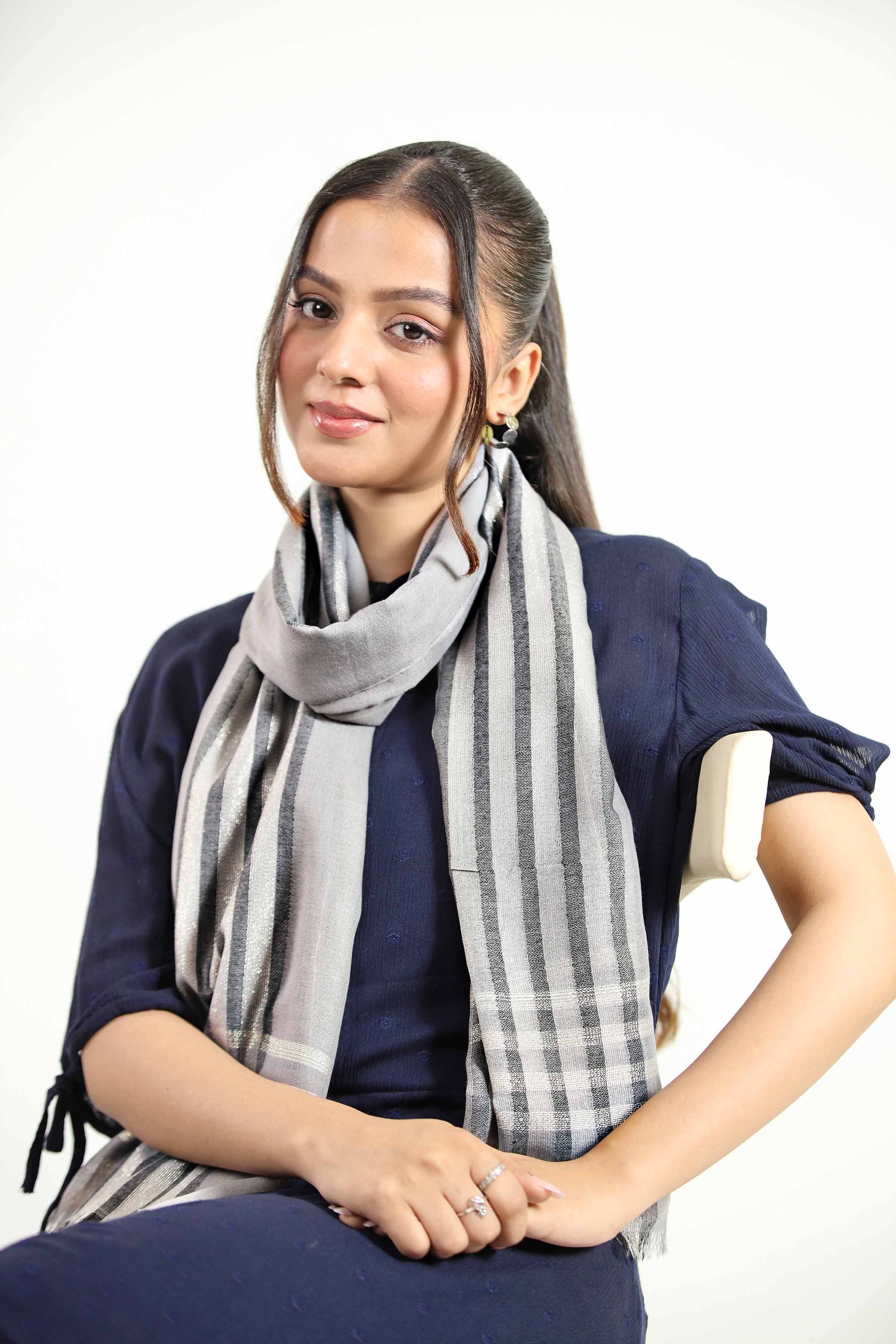 Grey Women Scarf-442762111 for Women - Fashion Collection | Nishat | Shop Online