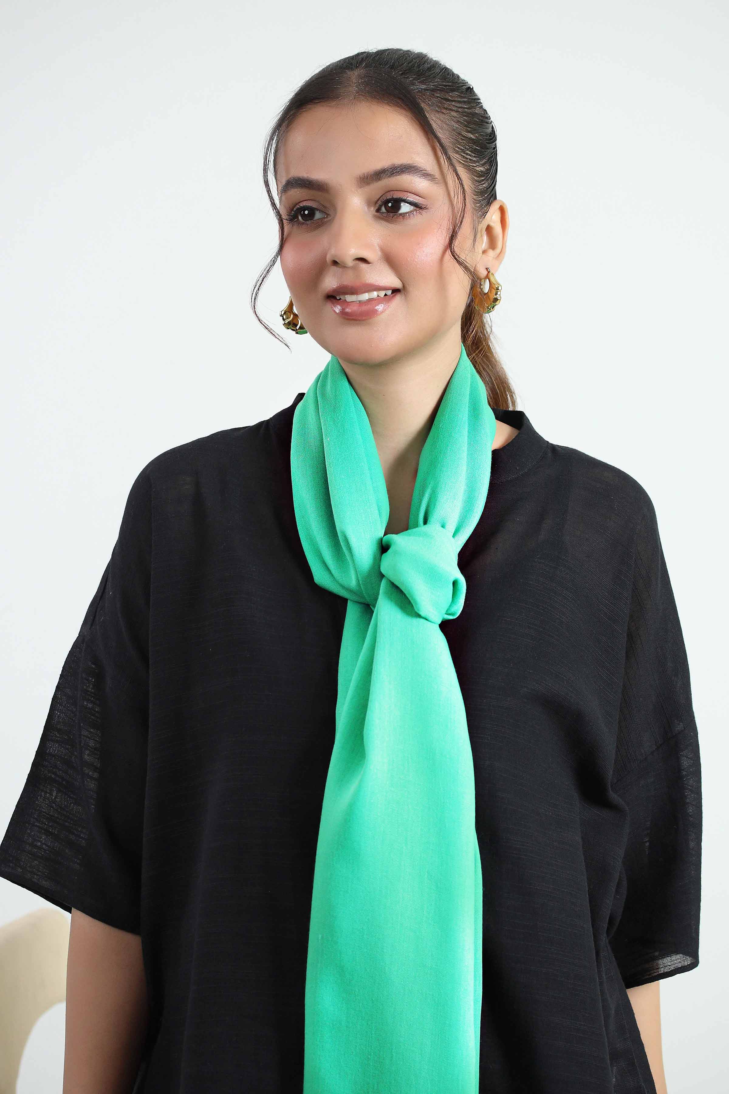 Green Women Scarf-442782104 for Women - Fashion Collection | Nishat | Shop Online
