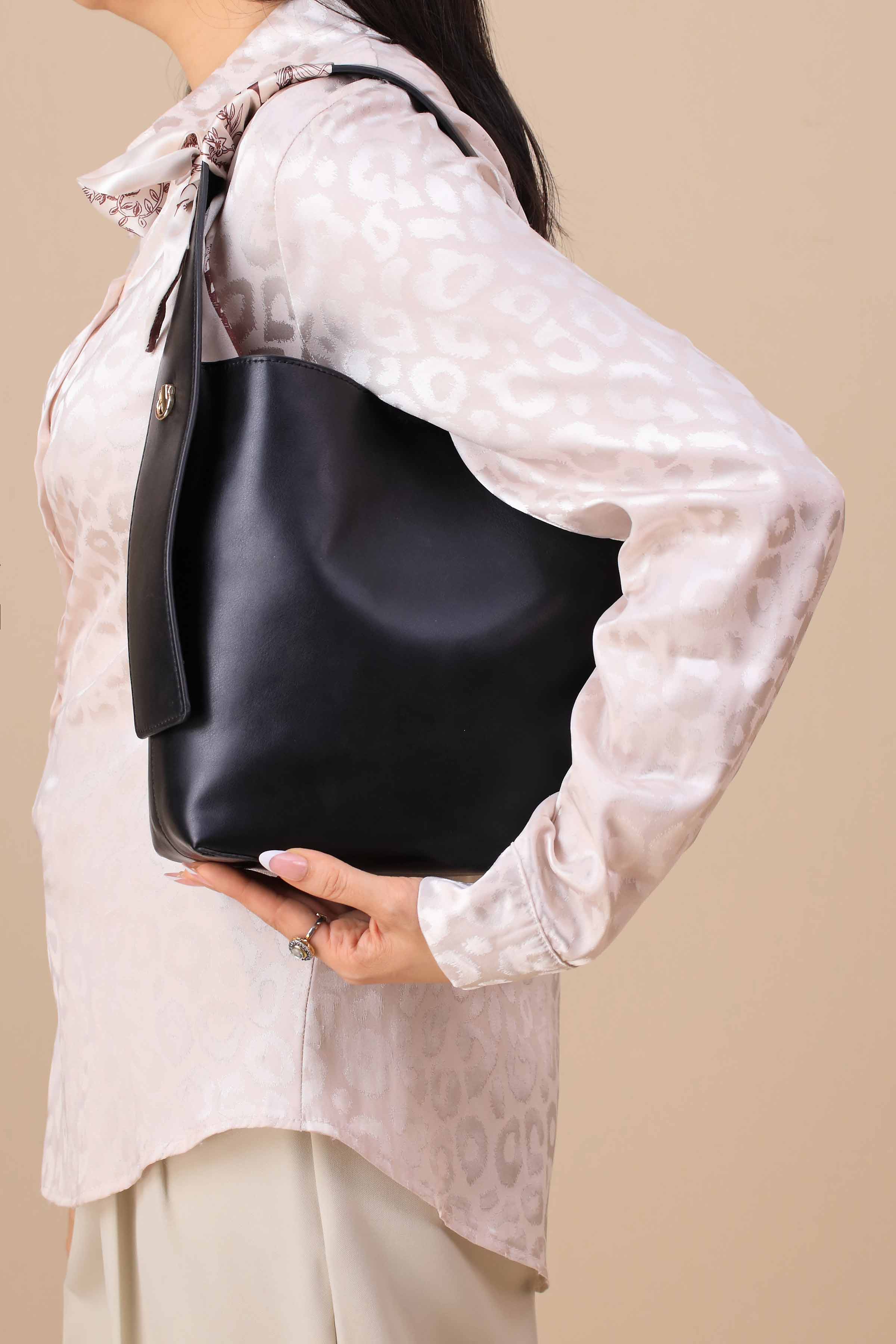 Black Shoulder Bag-443242103-for Women - Bag Winter Collection | Nishat | Shop Online