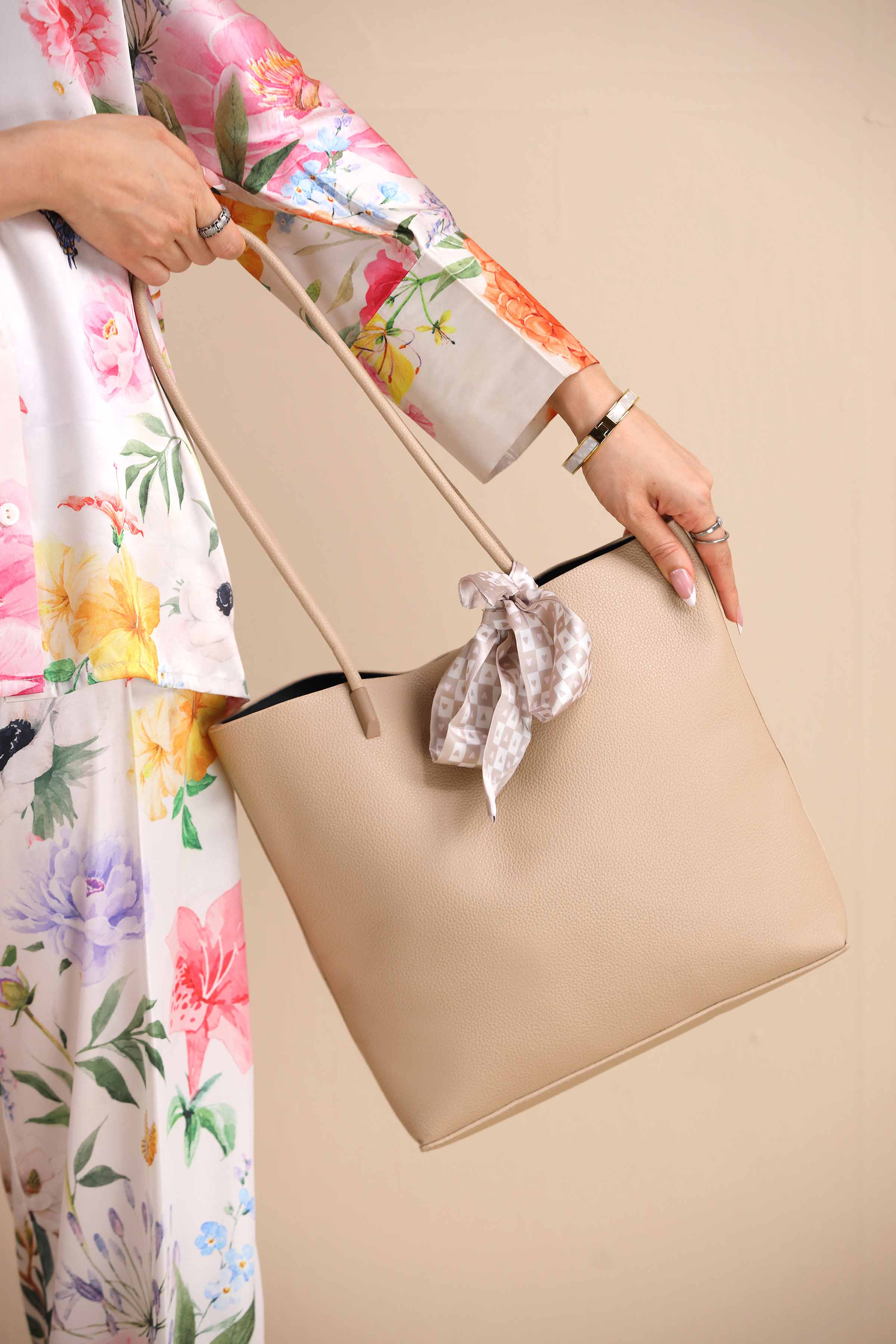 Light Khaki Tote Bag-443602130