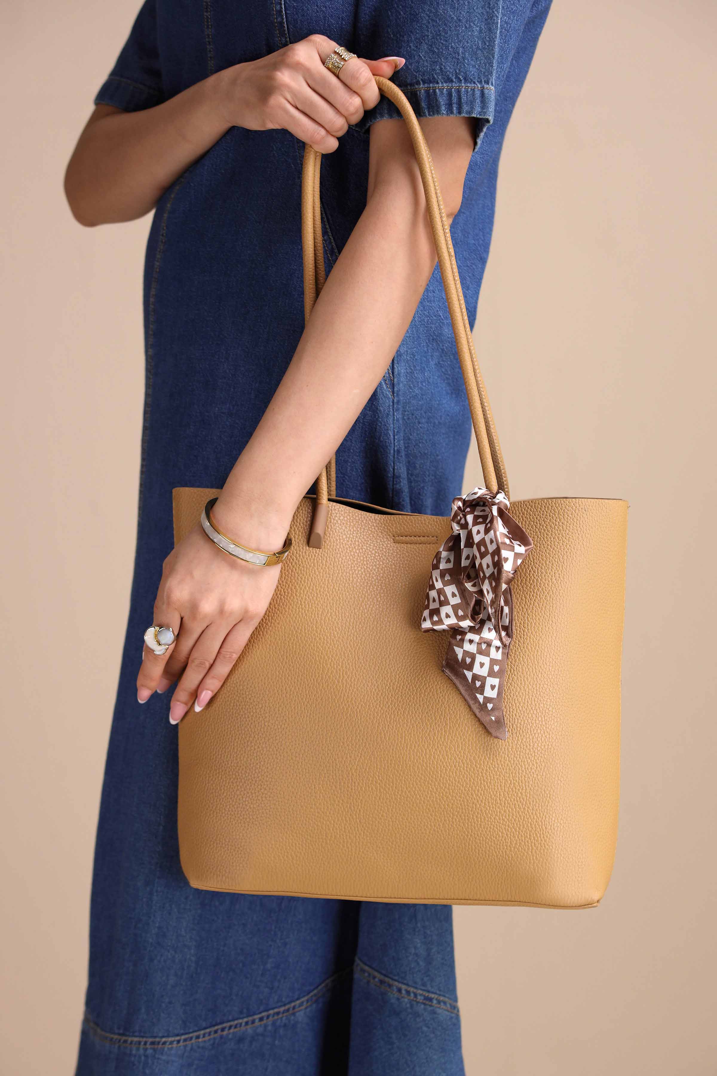 Beige Tote Bag-443602118