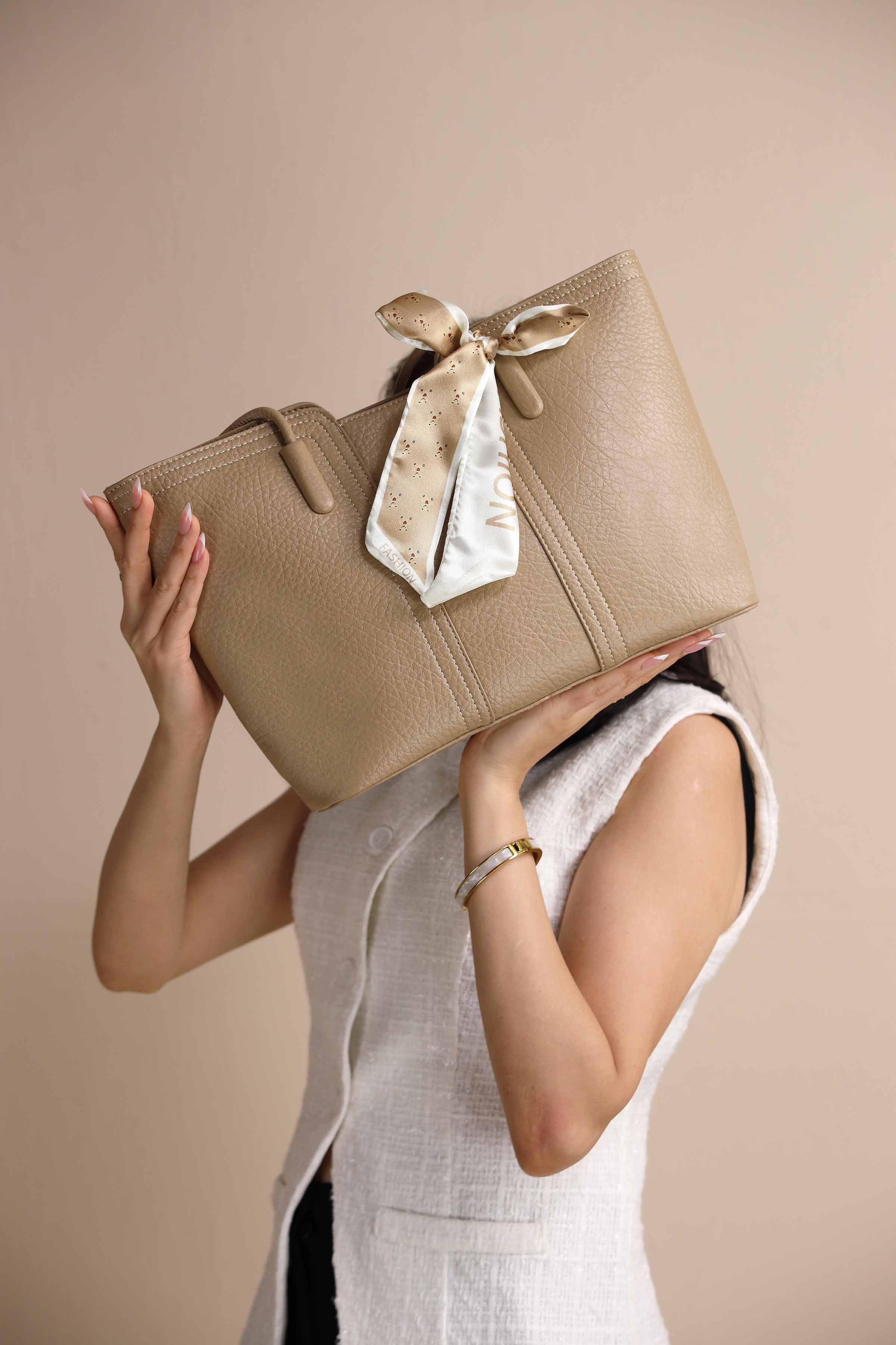 Light Beige Tote Bag-443612118 for Women - Bag Winter Collection | Nishat | Shop Online