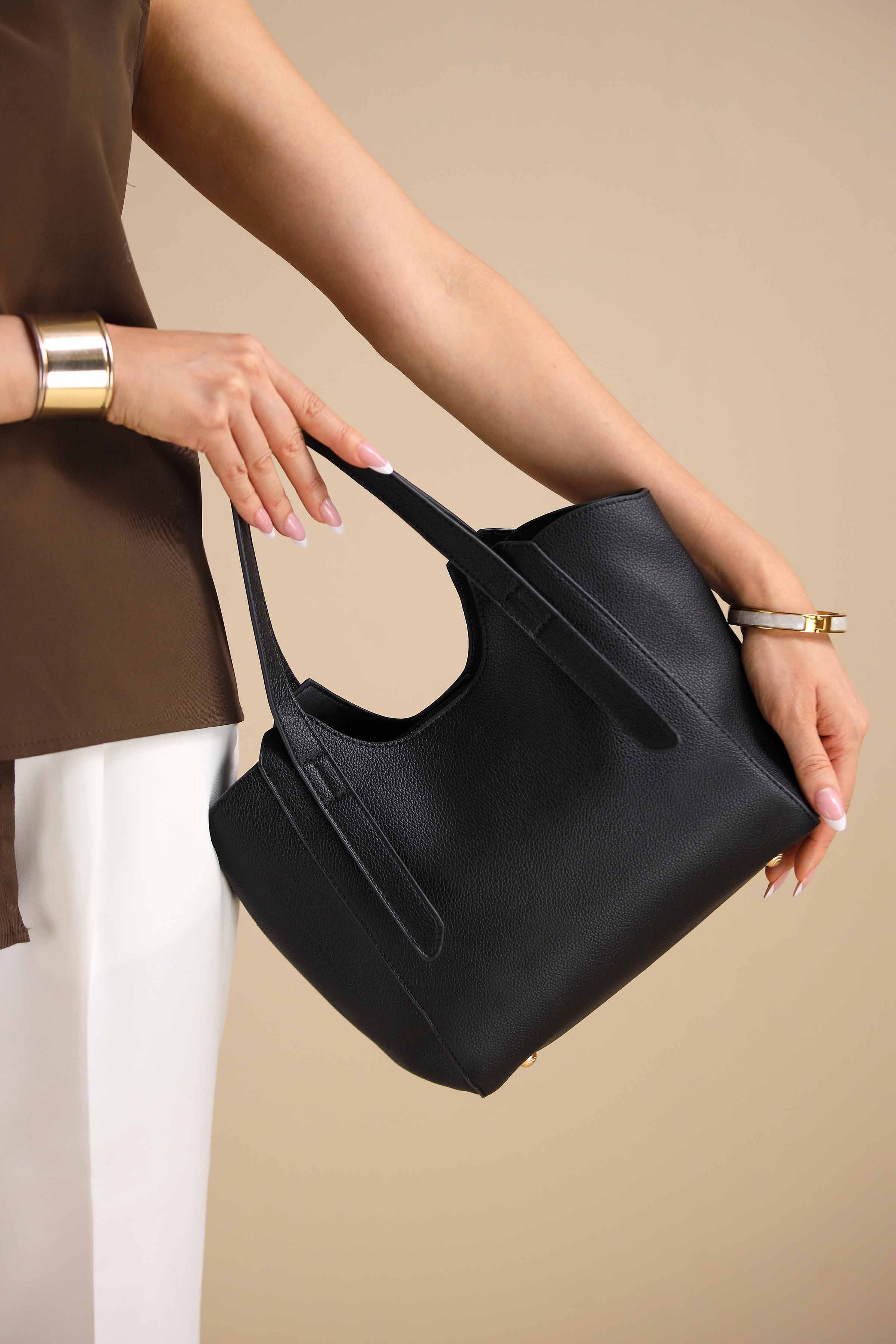 Black Shoulder Bag-444352103 for Women - Bag Winter Collection | Nishat | Shop Online