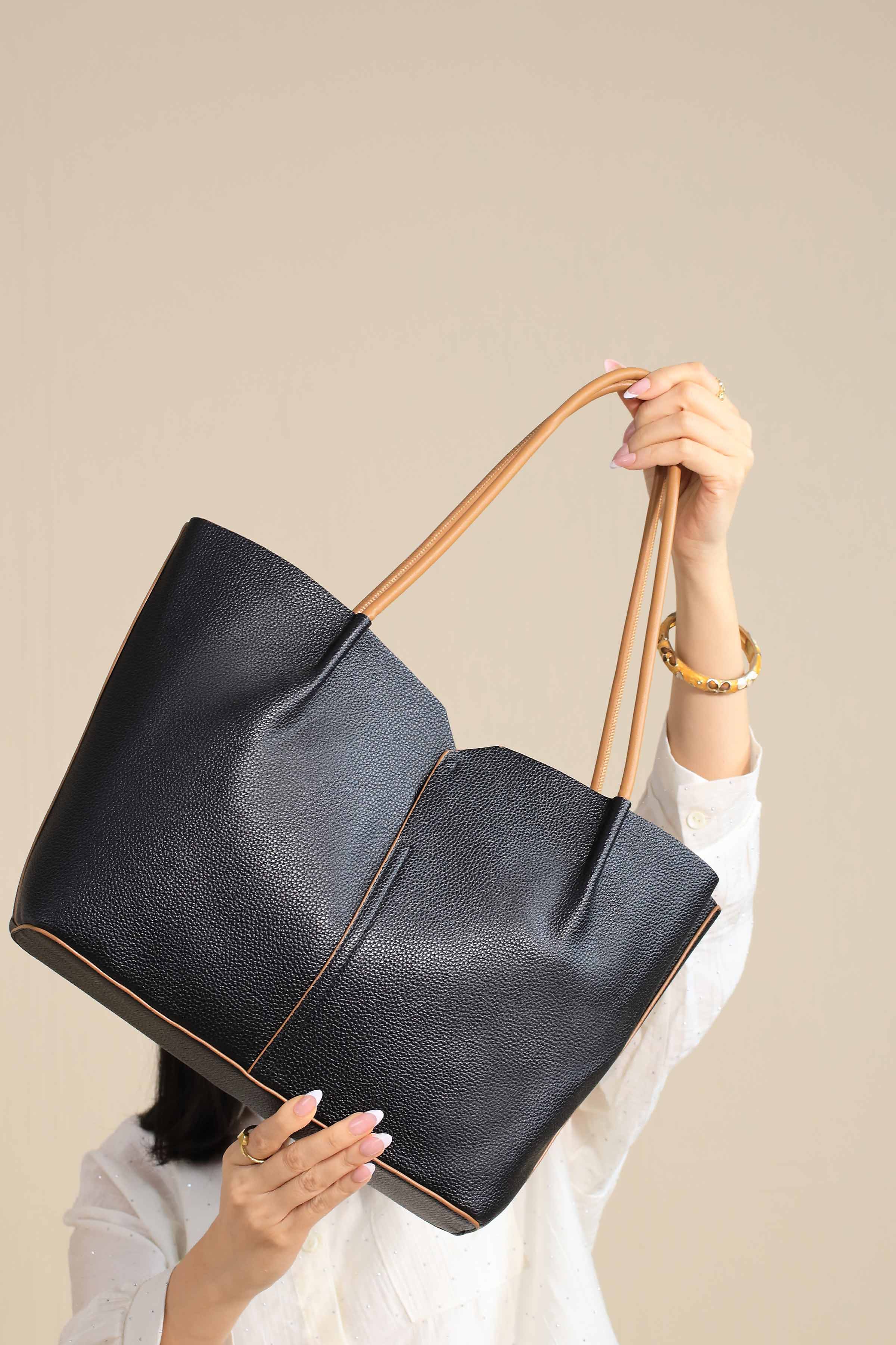 Black Shoulder Bag-444362103 for Women - Bag Winter Collection | Nishat | Shop Online