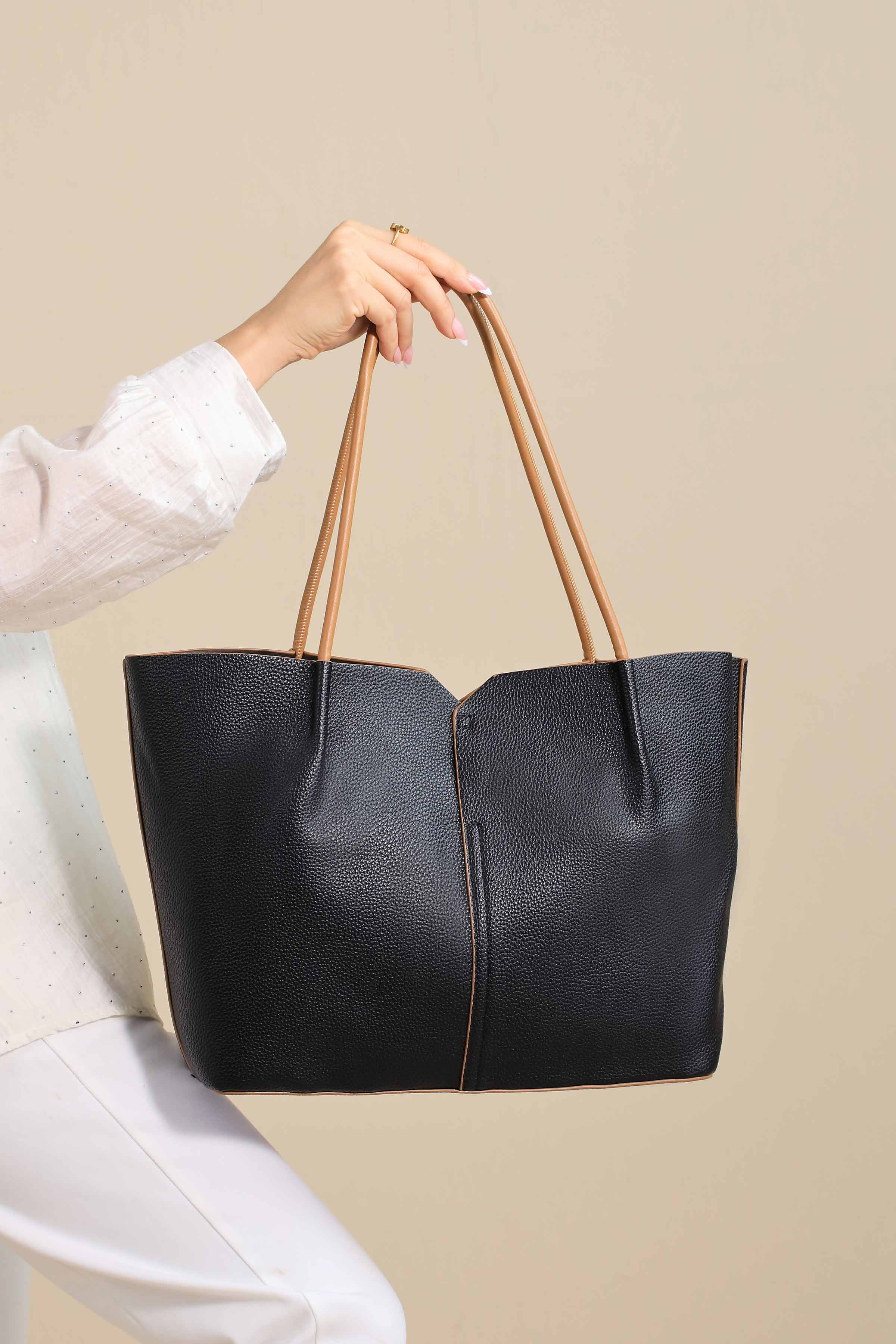 Black Shoulder Bag-444362103 for Women - Bag Winter Collection | Nishat | Shop Online