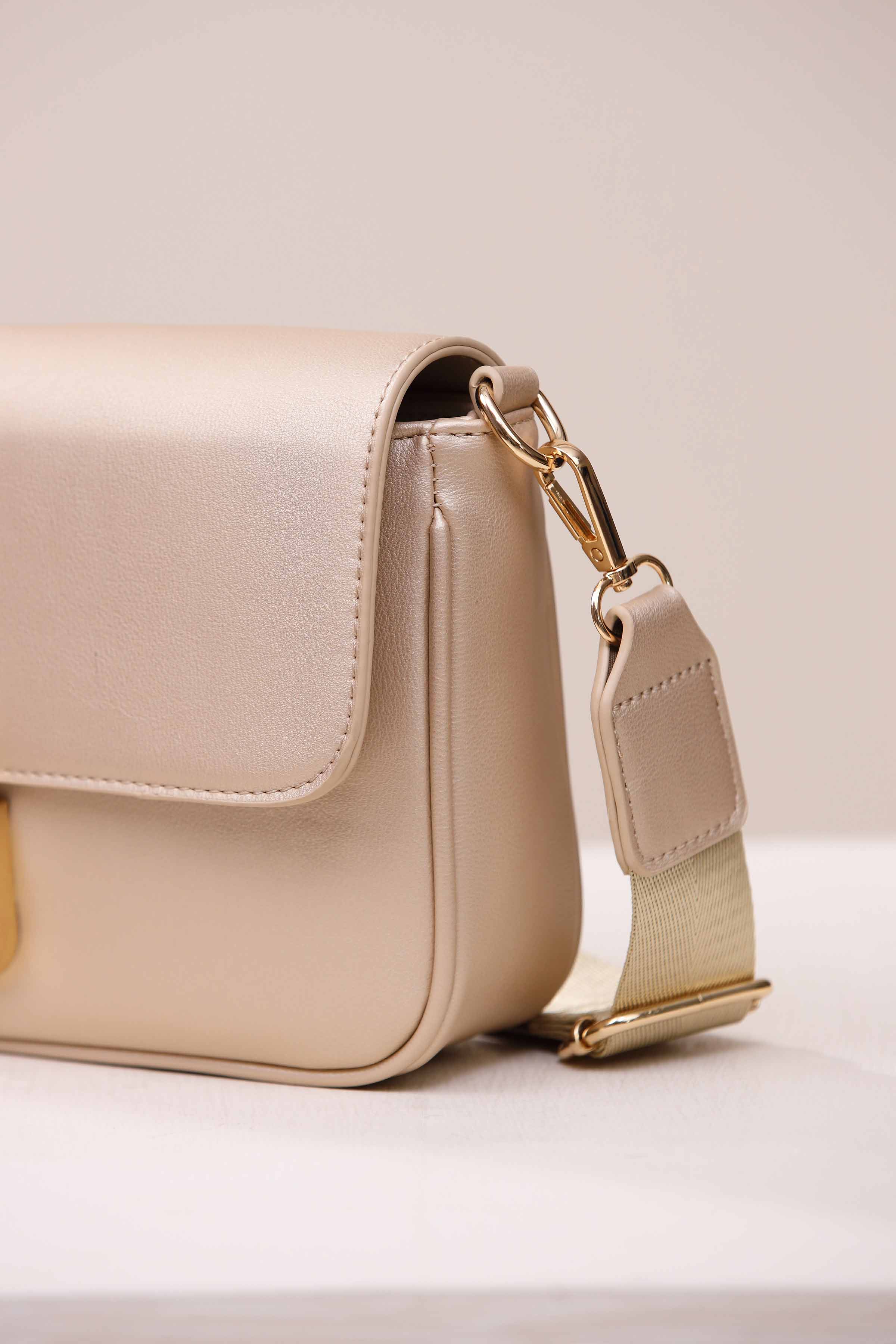 Gold Shoulder Bag-444692119 for Women - Bag Collection | Nishat | Shop Online