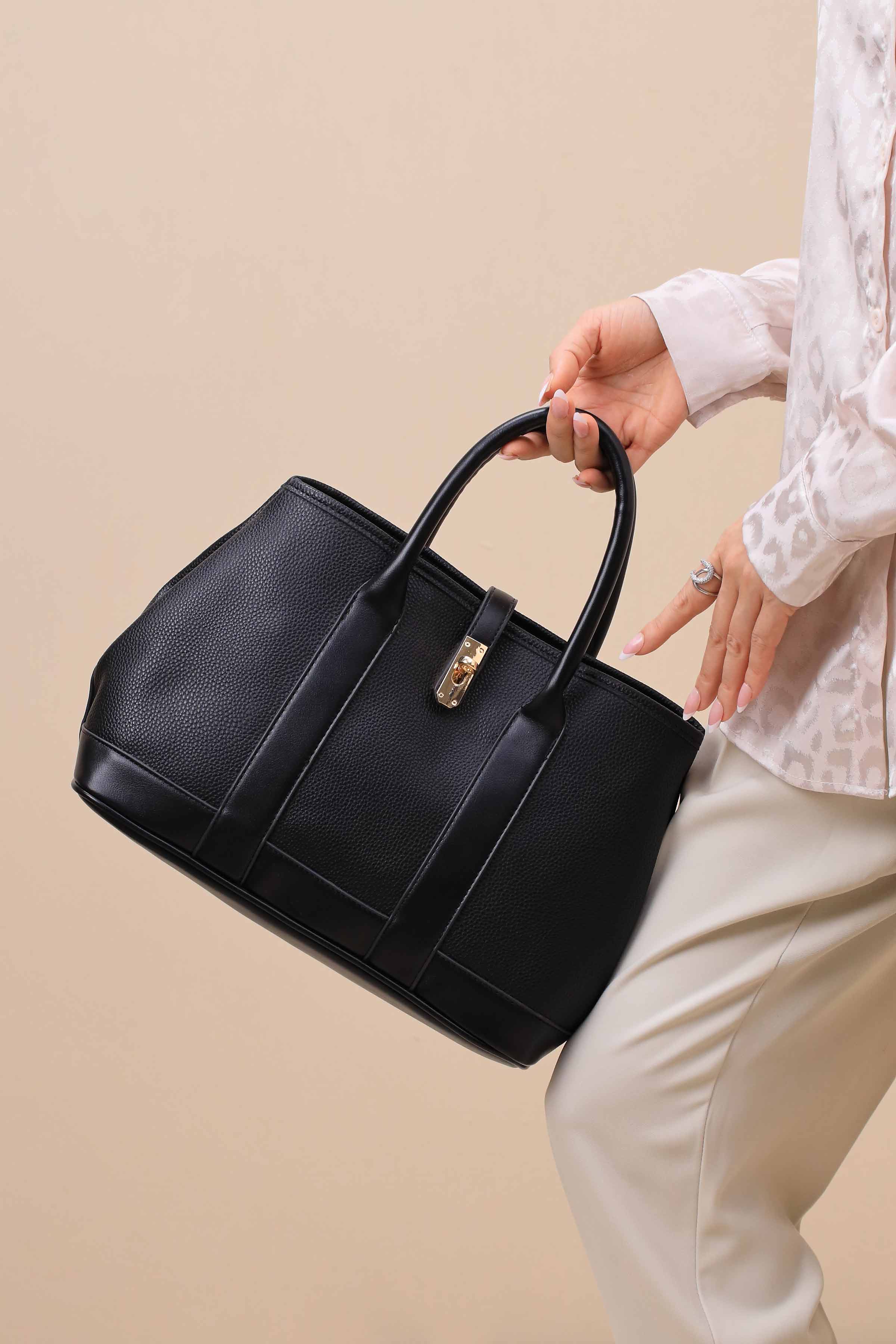 Black Shoulder Bag-444802103-for Women - Bag Winter Collection | Nishat | Shop Online