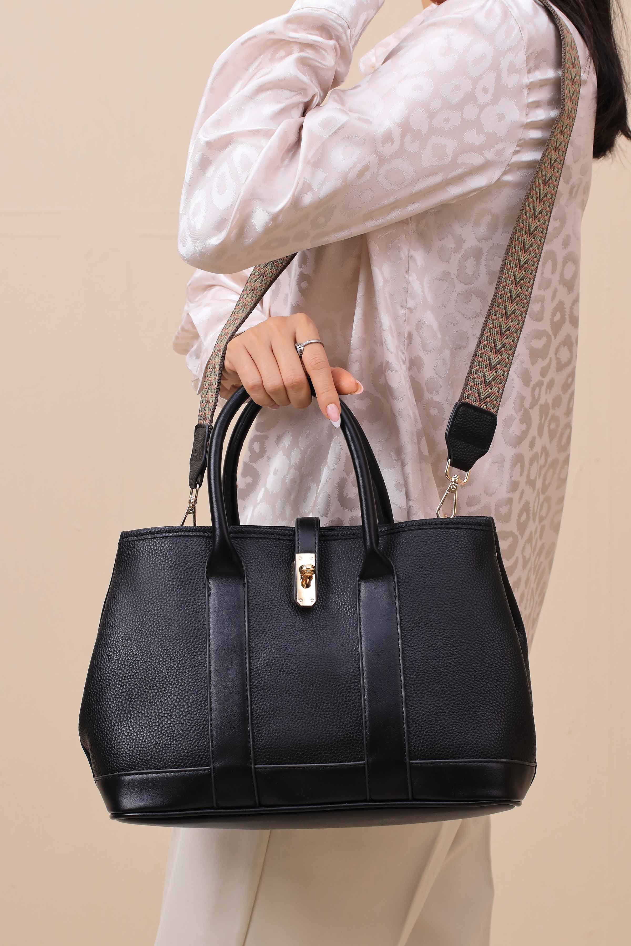 Black Shoulder Bag-444802103-for Women - Bag Winter Collection | Nishat | Shop Online