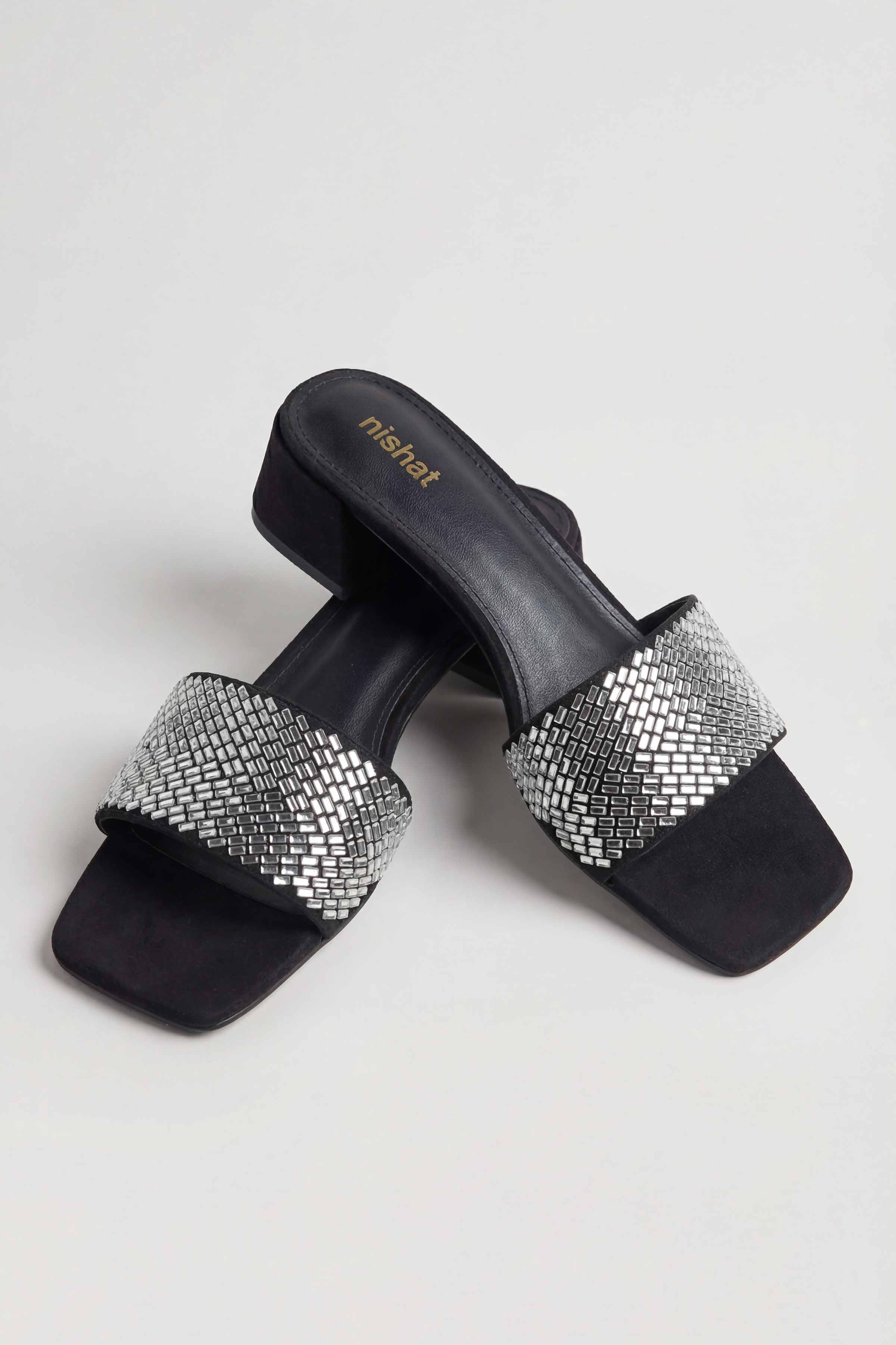 Black Chappal-445262903 for Women - Fashion Collection | Nishat | Shop Online