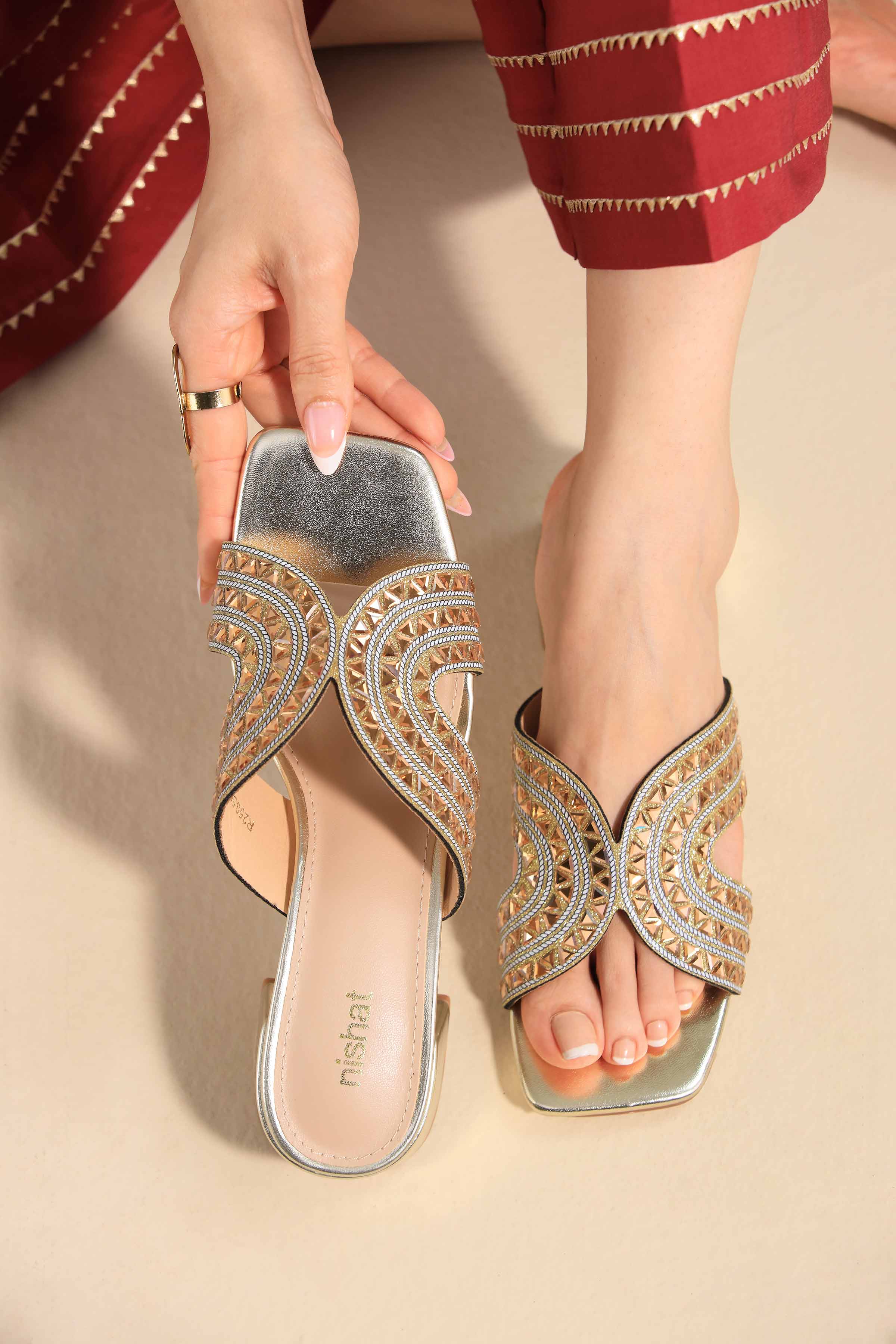 Gold Chappal-445282919 - for Women - Shoes Collection | Nishat | Shop Online
