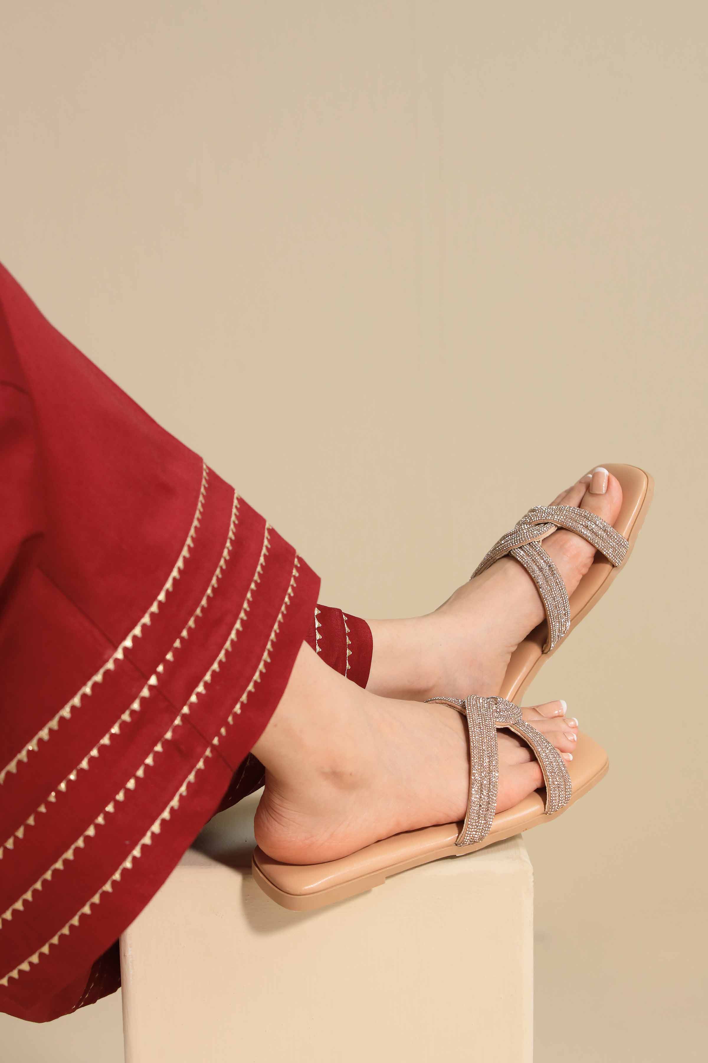 Champagne Chappal-445302916 - for Women - Shoes Collection | Nishat | Shop Online