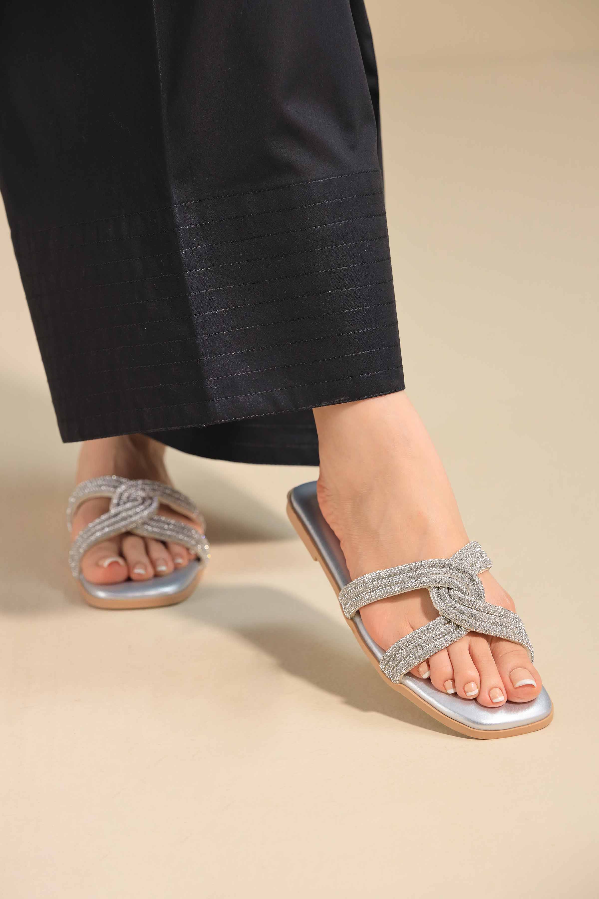 Silver Chappal-445302919 - for Women - Shoes Collection | Nishat | Shop Online