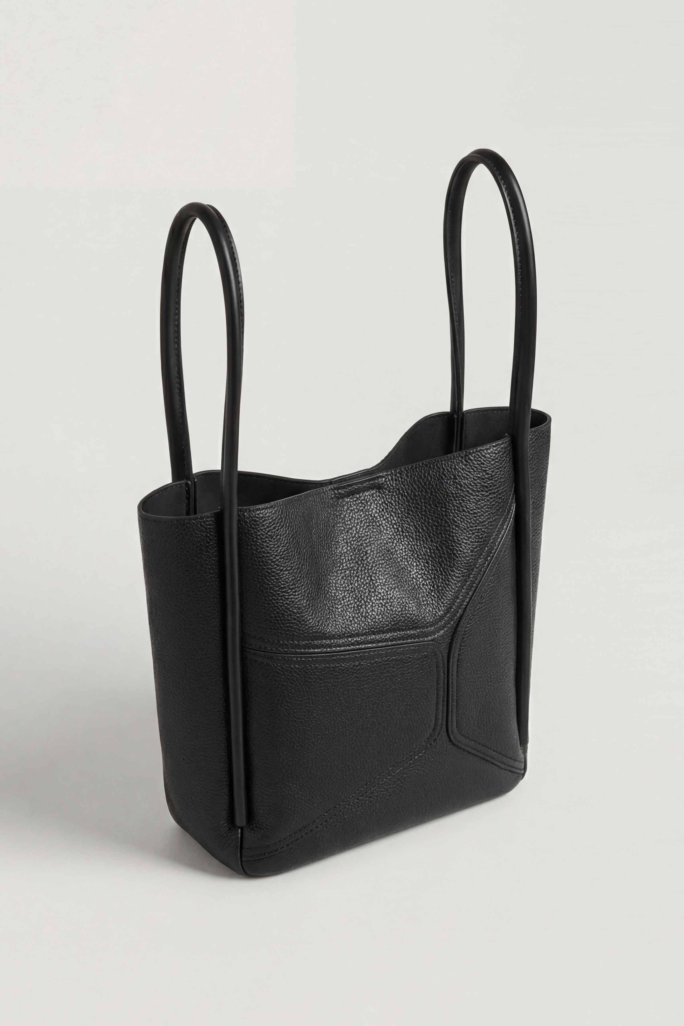 Black Shoulder Bag-445432103