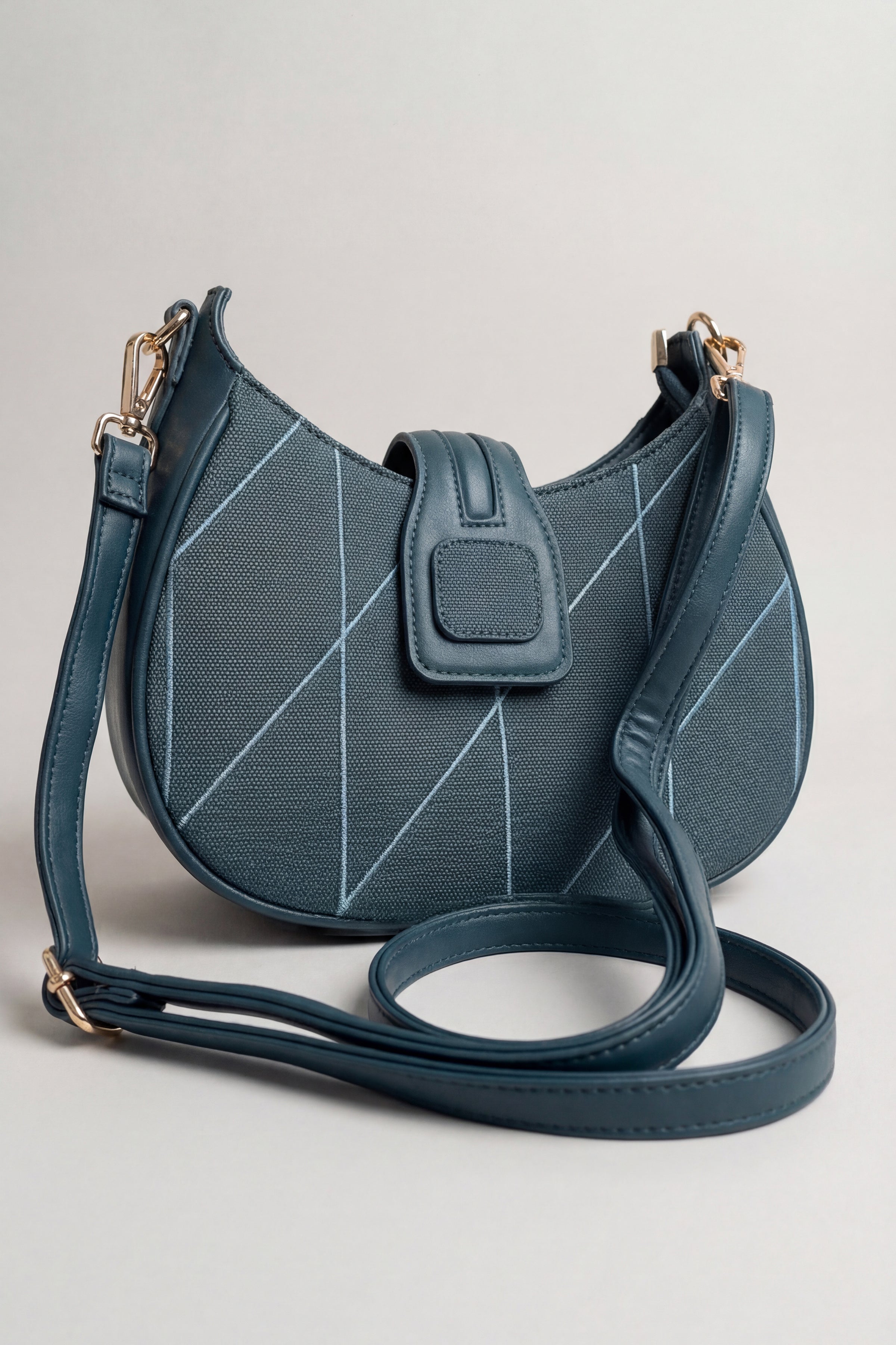 Navy Shoulder Bag-445502121 for Women - Fashion Collection | Nishat | Shop Online