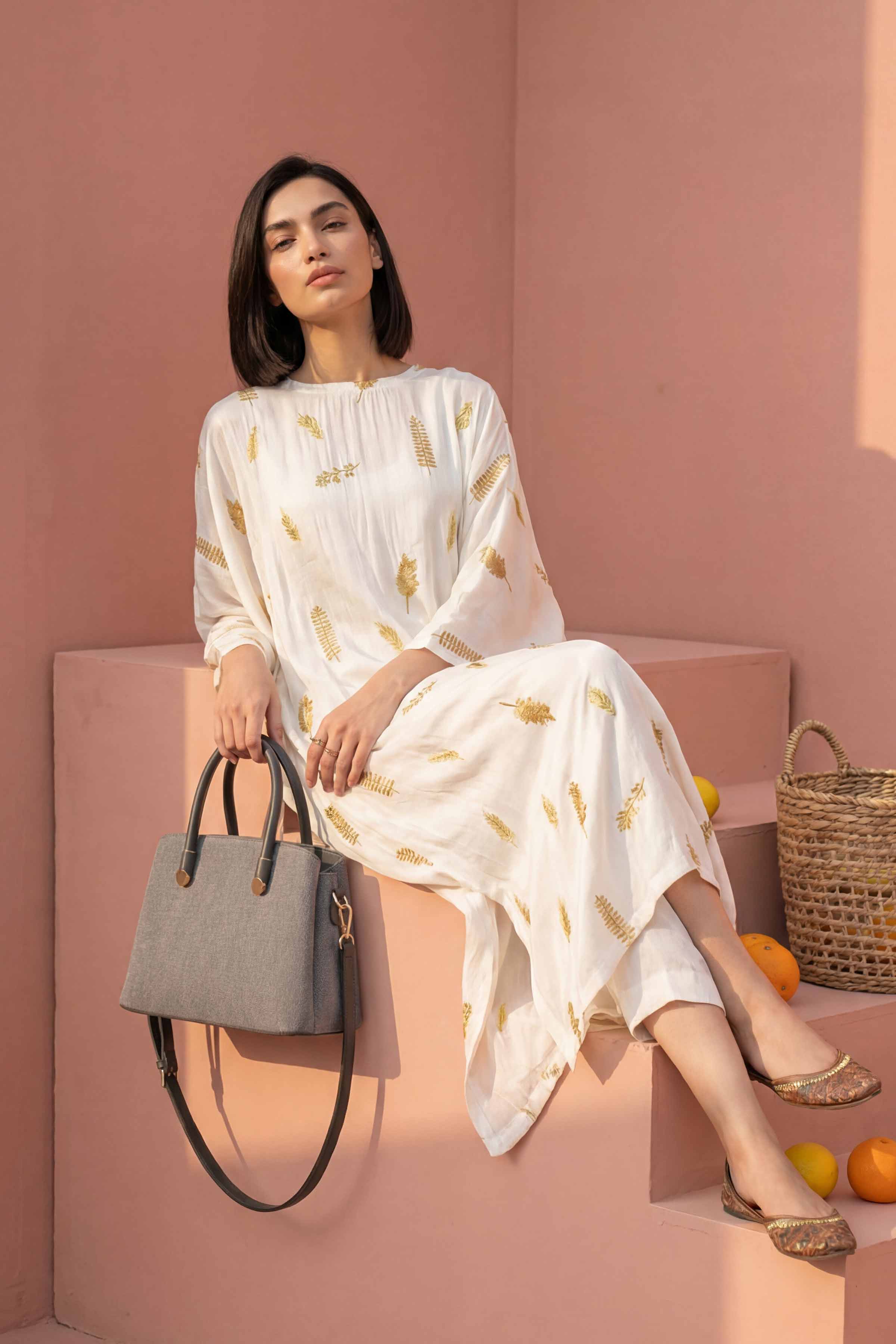 Grey Shoulder Bag-445522111