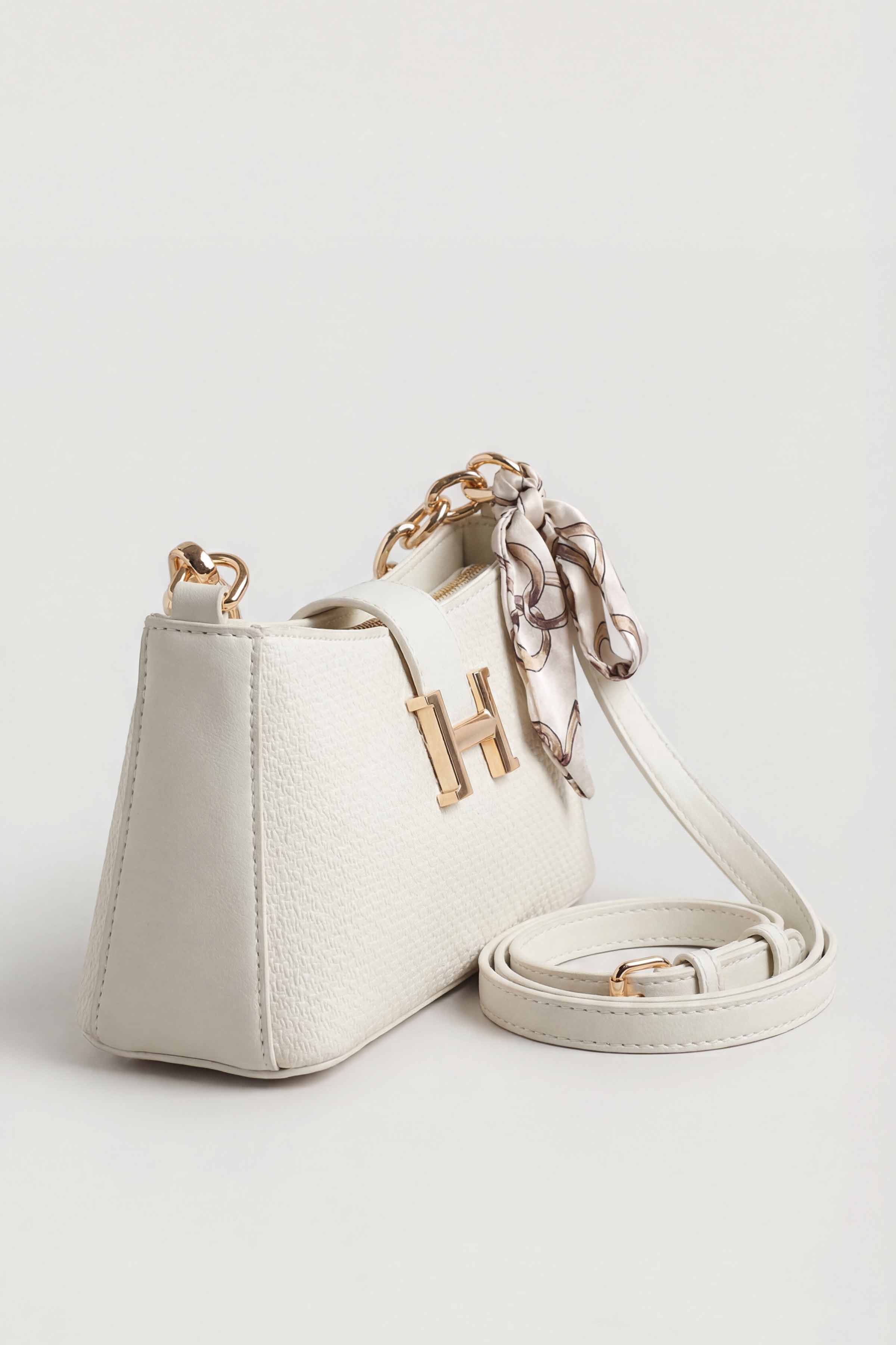 White Shoulder Bag-445562112 for Women - Fashion Collection | Nishat | Shop Online