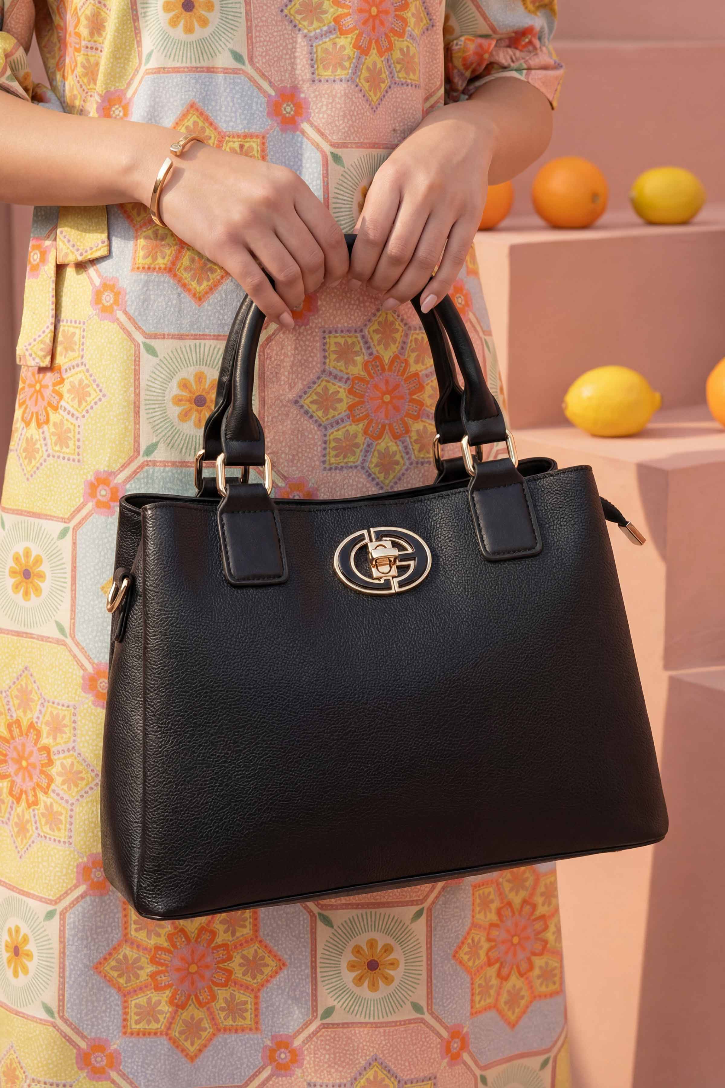 Black Shoulder Bag-445692103