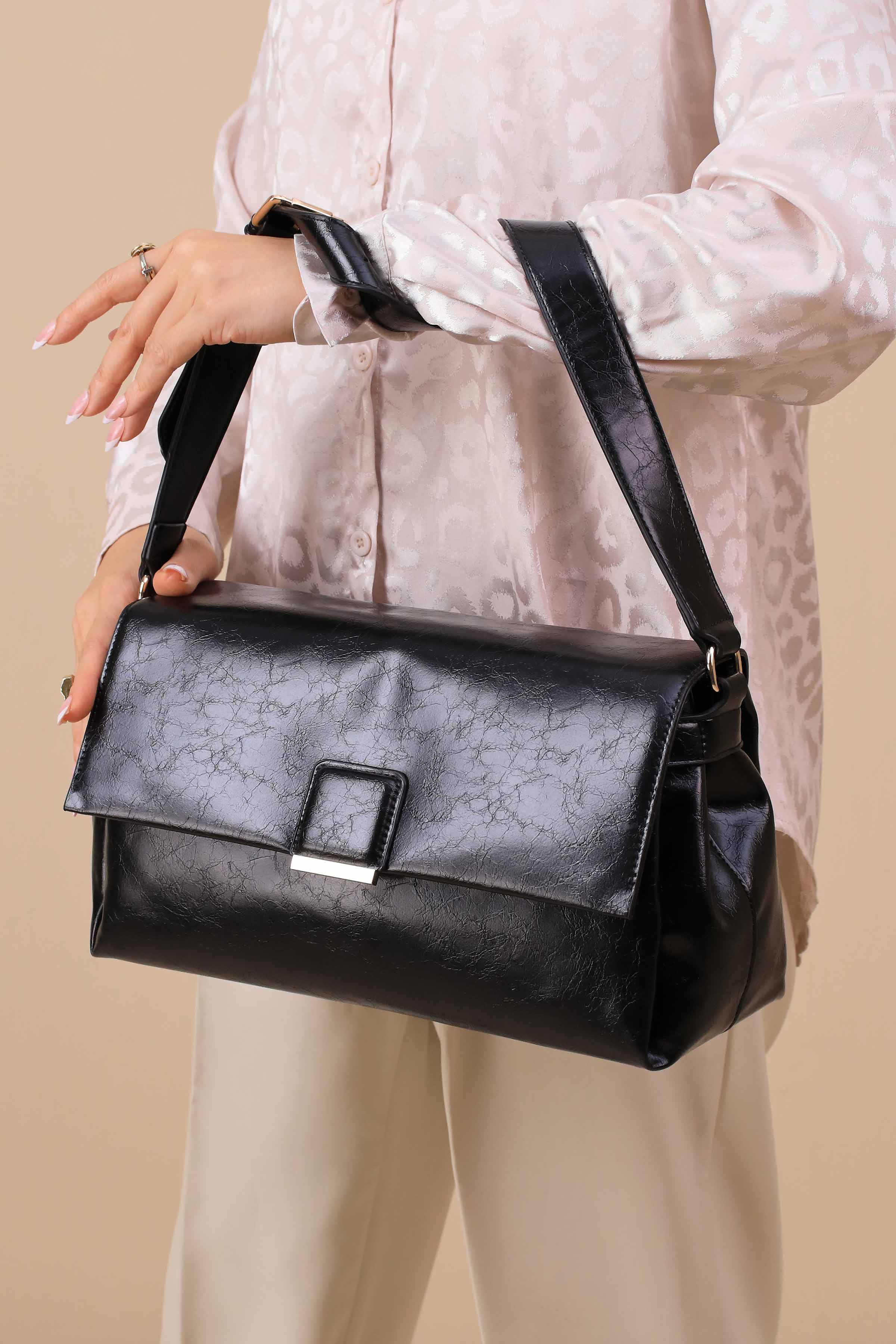 Black Shoulder Bag-445722103-for Women - Bag Winter Collection | Nishat | Shop Online