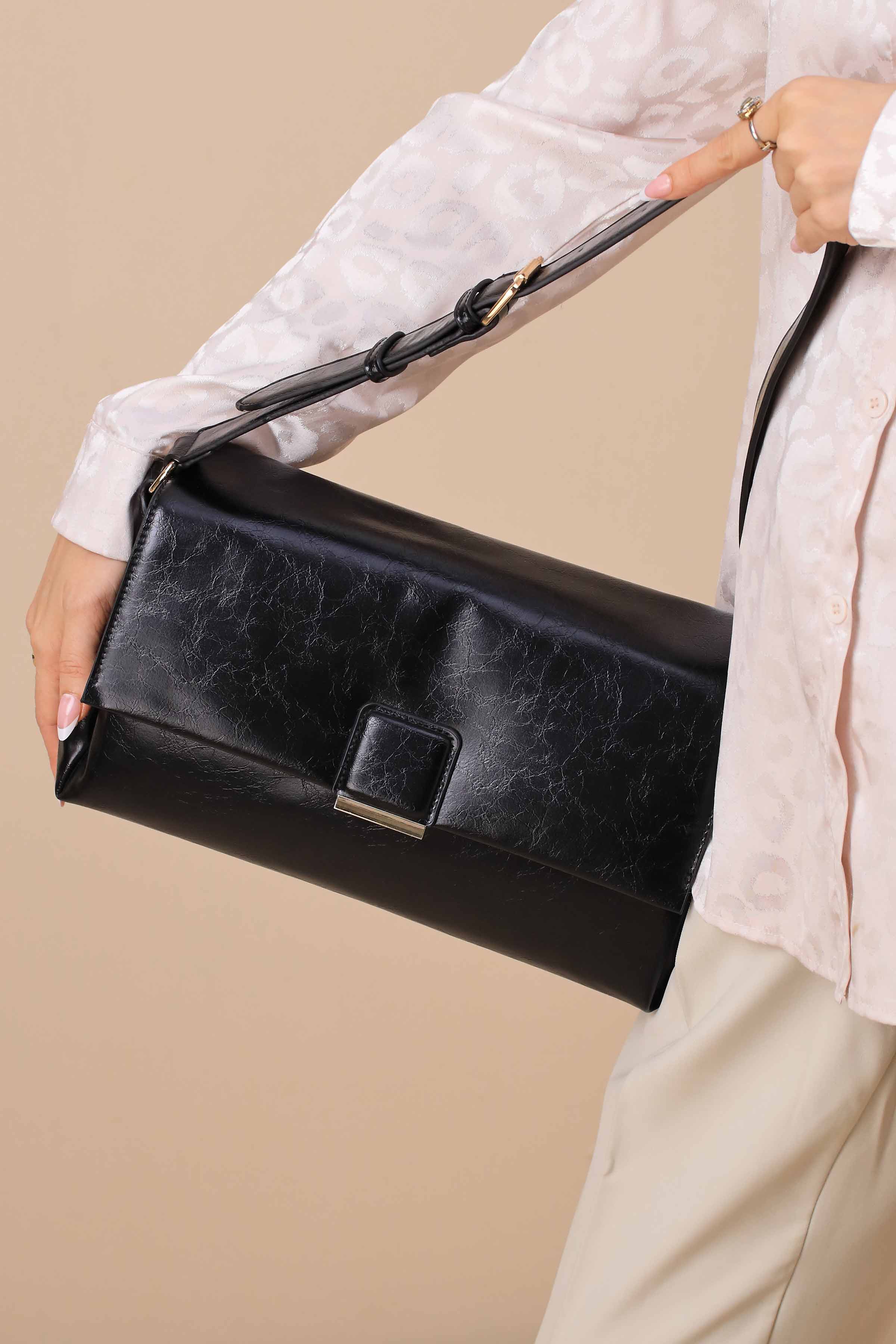 Black Shoulder Bag-445722103-for Women - Bag Winter Collection | Nishat | Shop Online