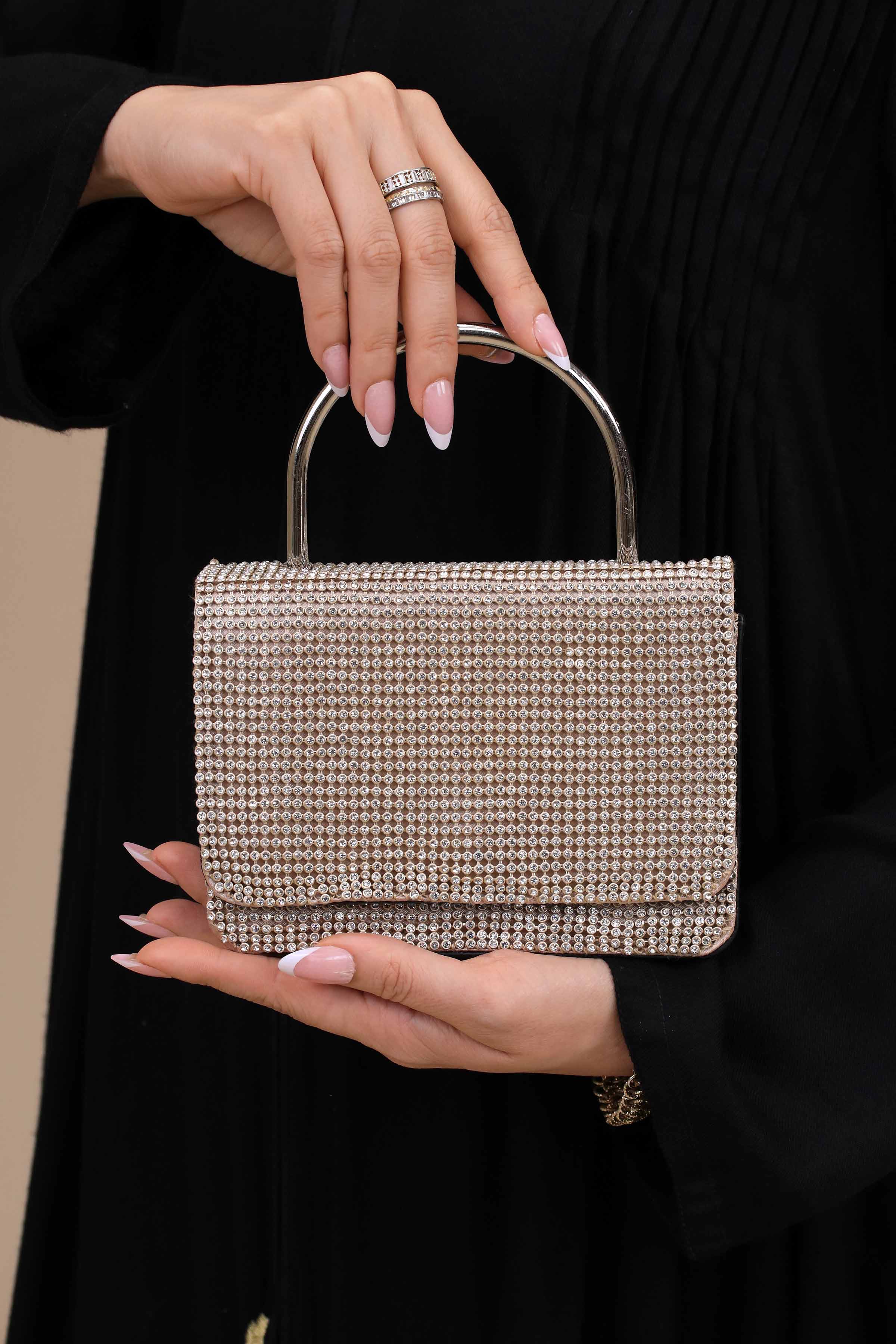 Gold Clutch-445742119