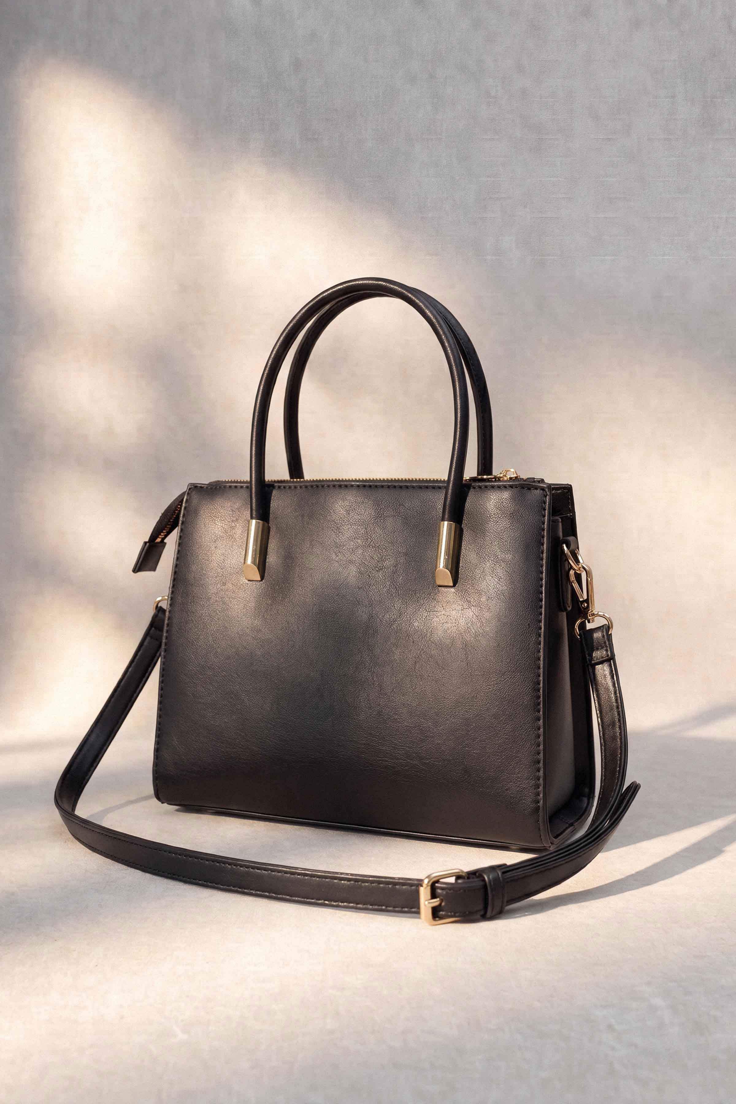 Black Shoulder Bag-445762103