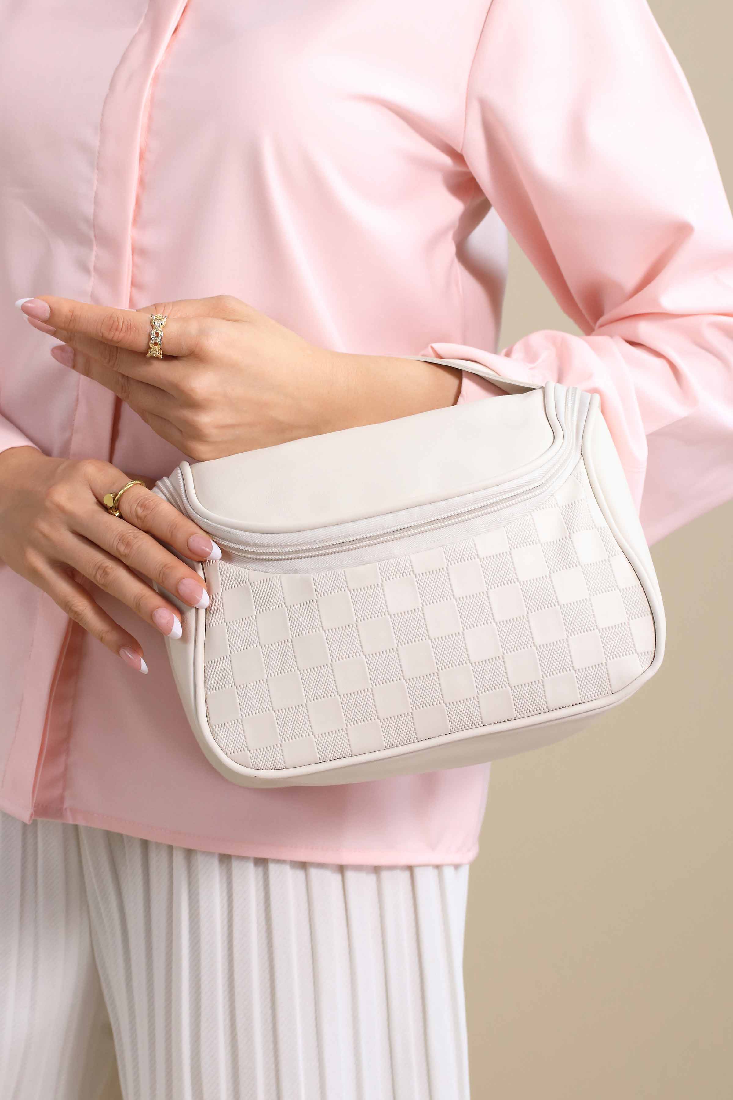 White Vanity Bag-445912112 for Women - Bag Winter Collection | Nishat | Shop Online